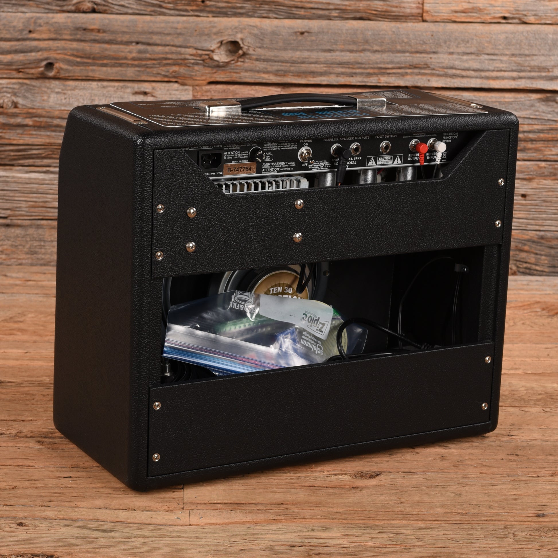 Fender '68 Custom Princeton Reverb  2021 Amplifiers
