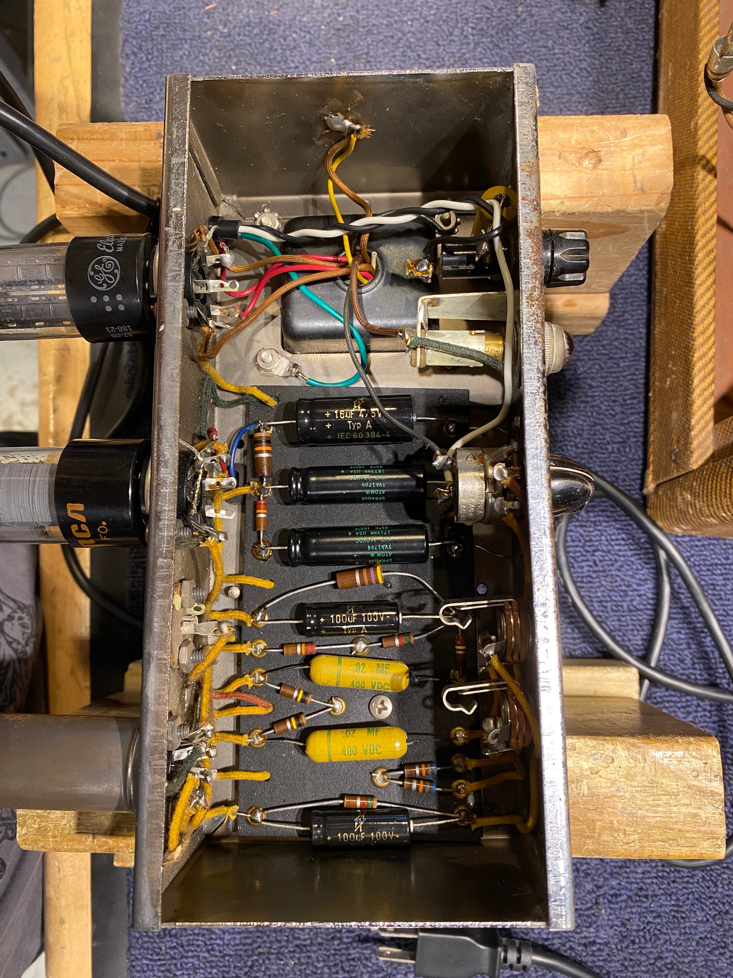 Fender Champ 5E1 1x6"  1957 Amplifiers