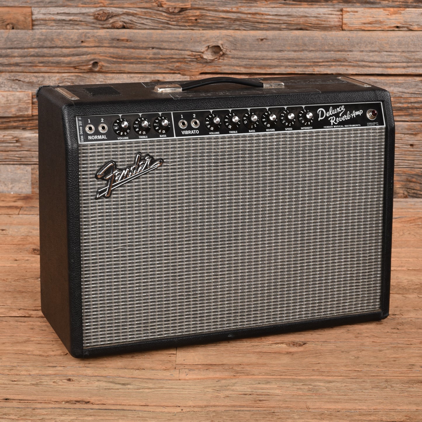 Fender Deluxe Reverb w/Road Case (John Oates)  2007 Amplifiers