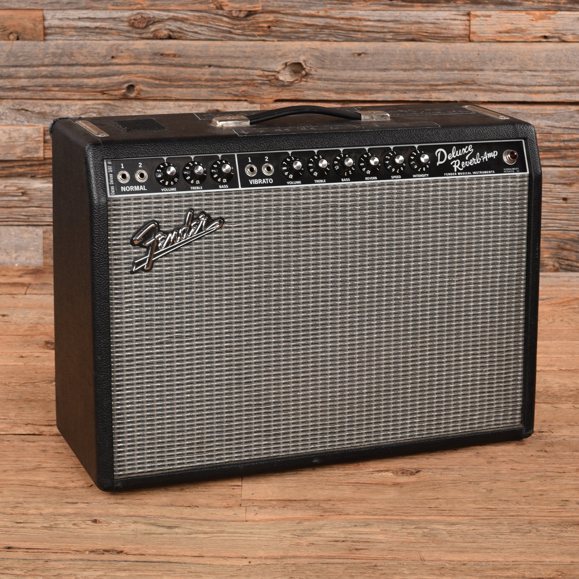 Fender Deluxe Reverb w/Road Case (John Oates)  2007 Amplifiers