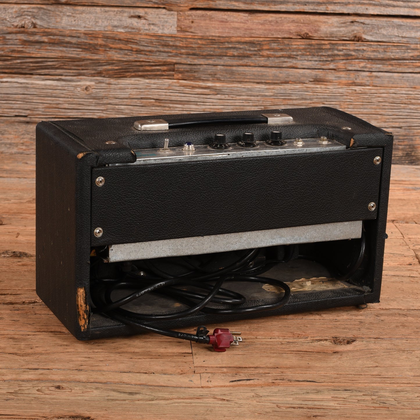 Fender Fender Spring Reverb  1975 Amplifiers