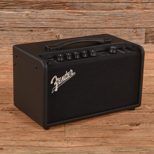 Fender Mustang LT40S 40-Watt 2x4" Stereo Desktop Modeling Guitar Combo Amplifiers