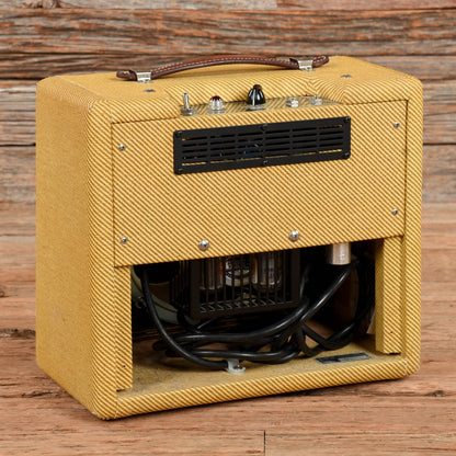 Fender 57 Champ Reissue 5-Watt 1x8" Combo Amps / Guitar Amps / Guitar Cabinets