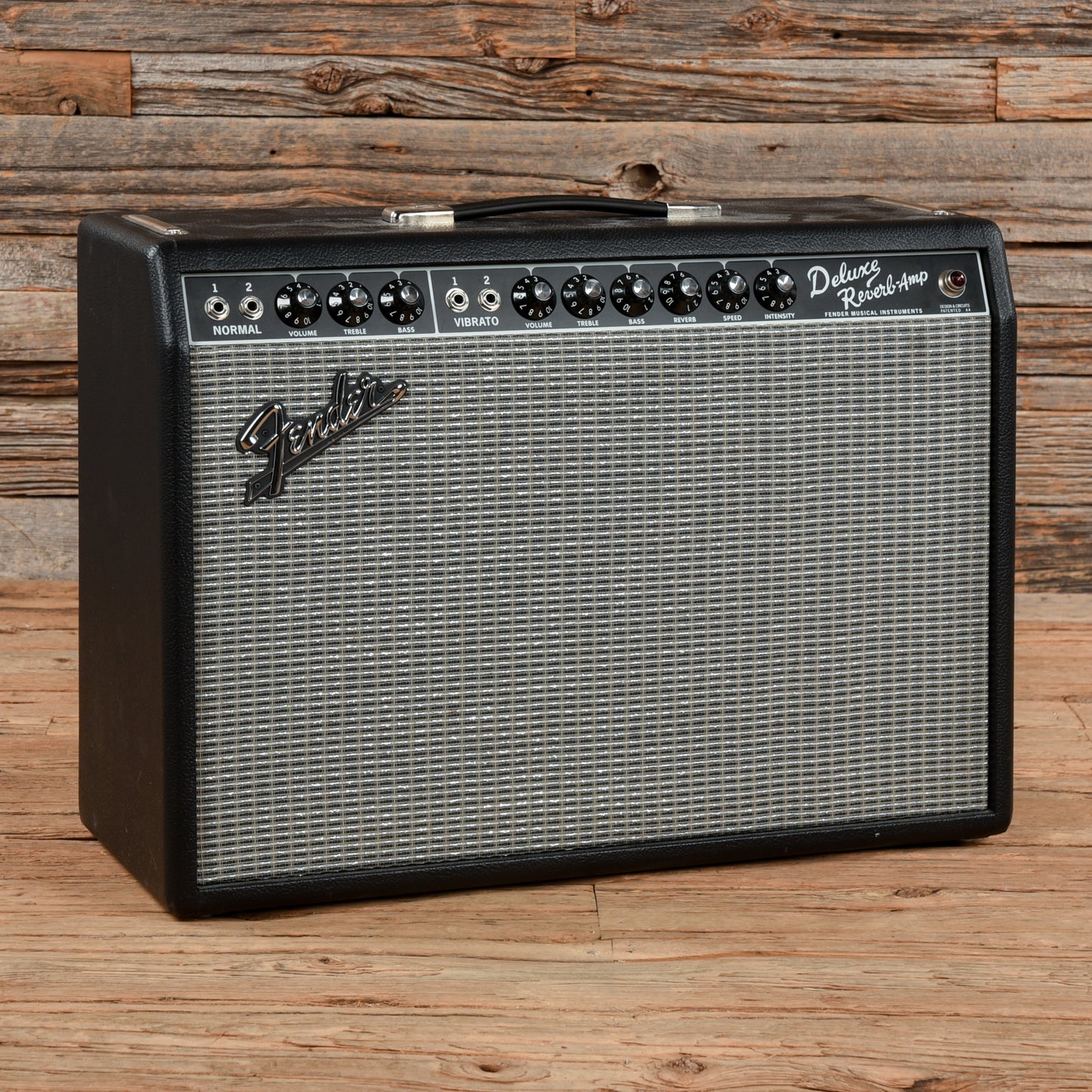 Fender '65 Deluxe Reverb Reissue 22-Watt 1x12" Guitar Combo Amps / Guitar Amps / Guitar Cabinets