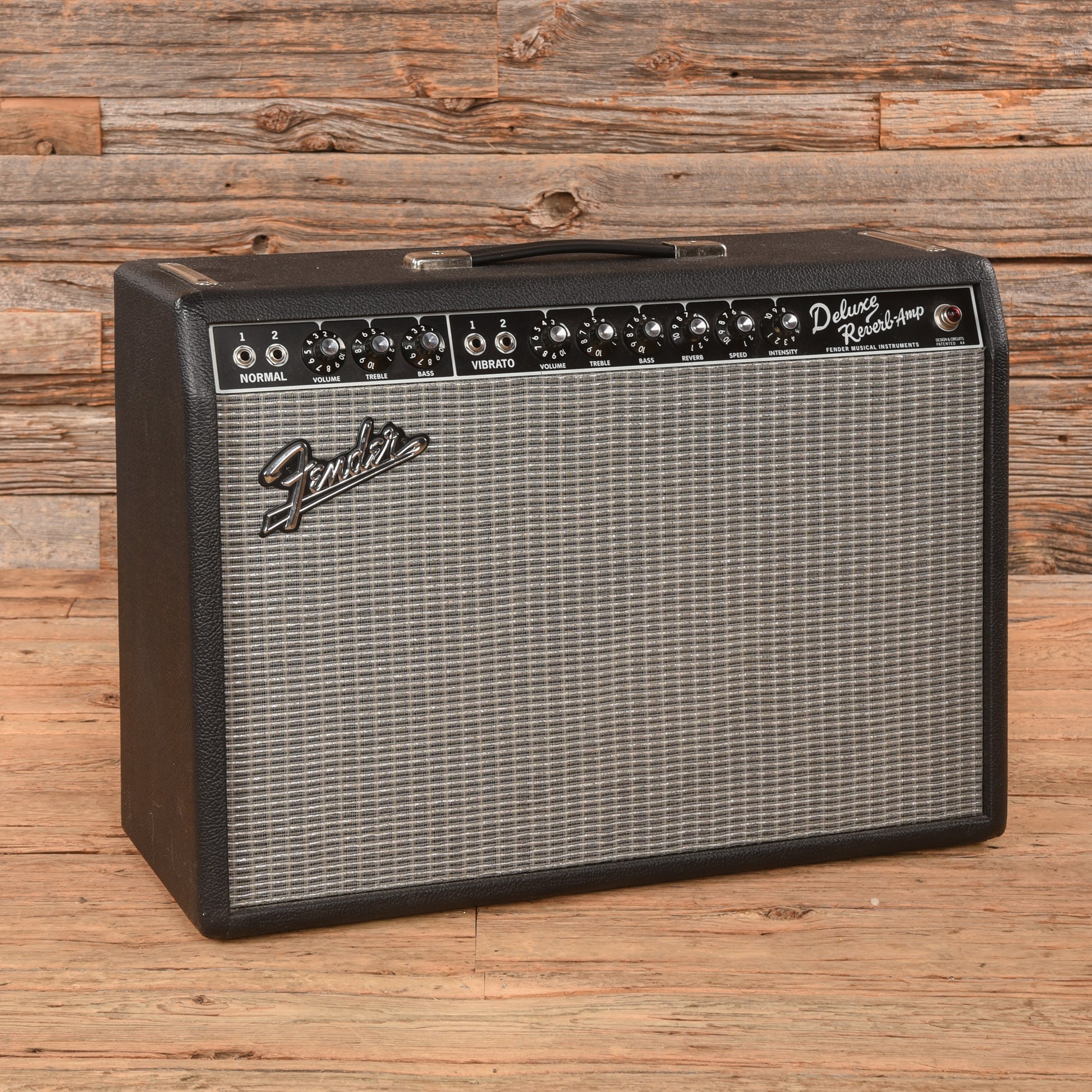 Fender '65 Deluxe Reverb Reissue 22-Watt 1x12" Guitar Combo Amps / Guitar Amps / Guitar Cabinets