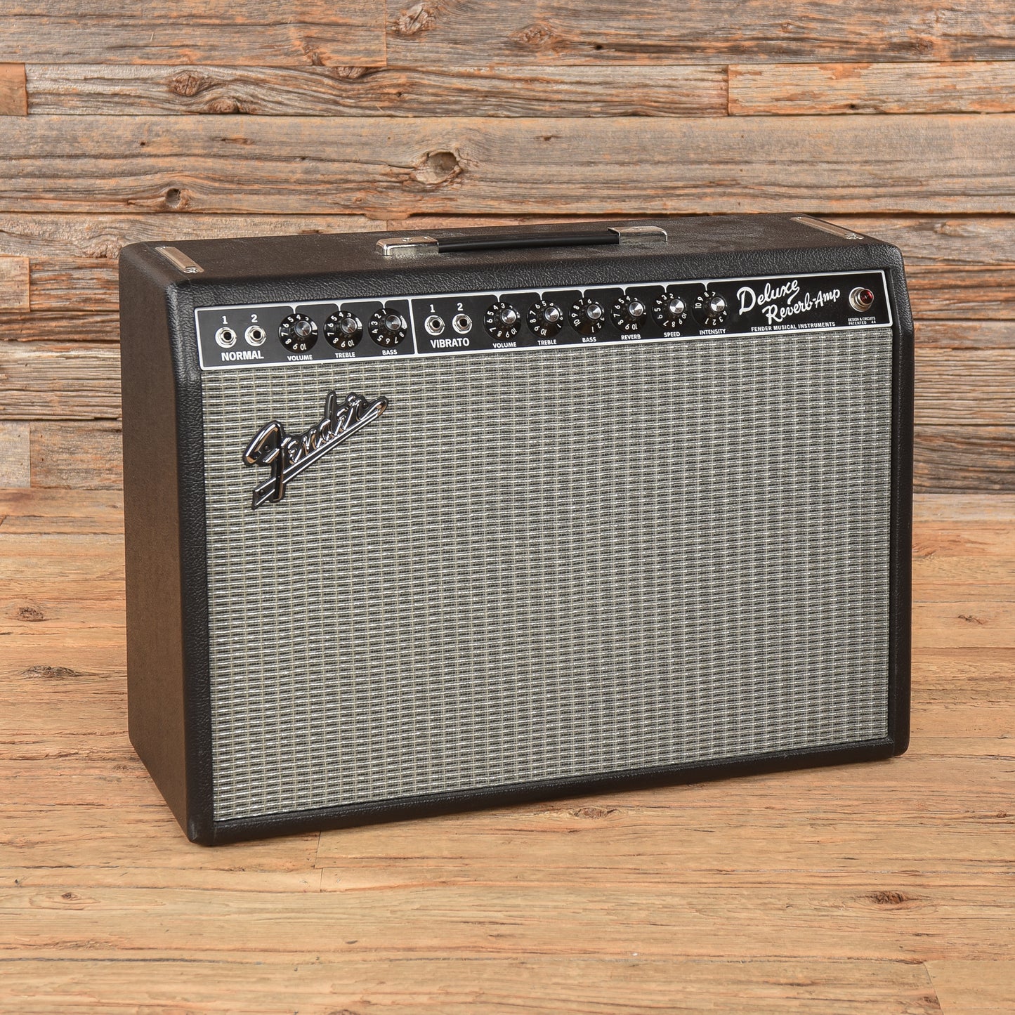 Fender '65 Deluxe Reverb Reissue Amps / Guitar Amps / Guitar Cabinets