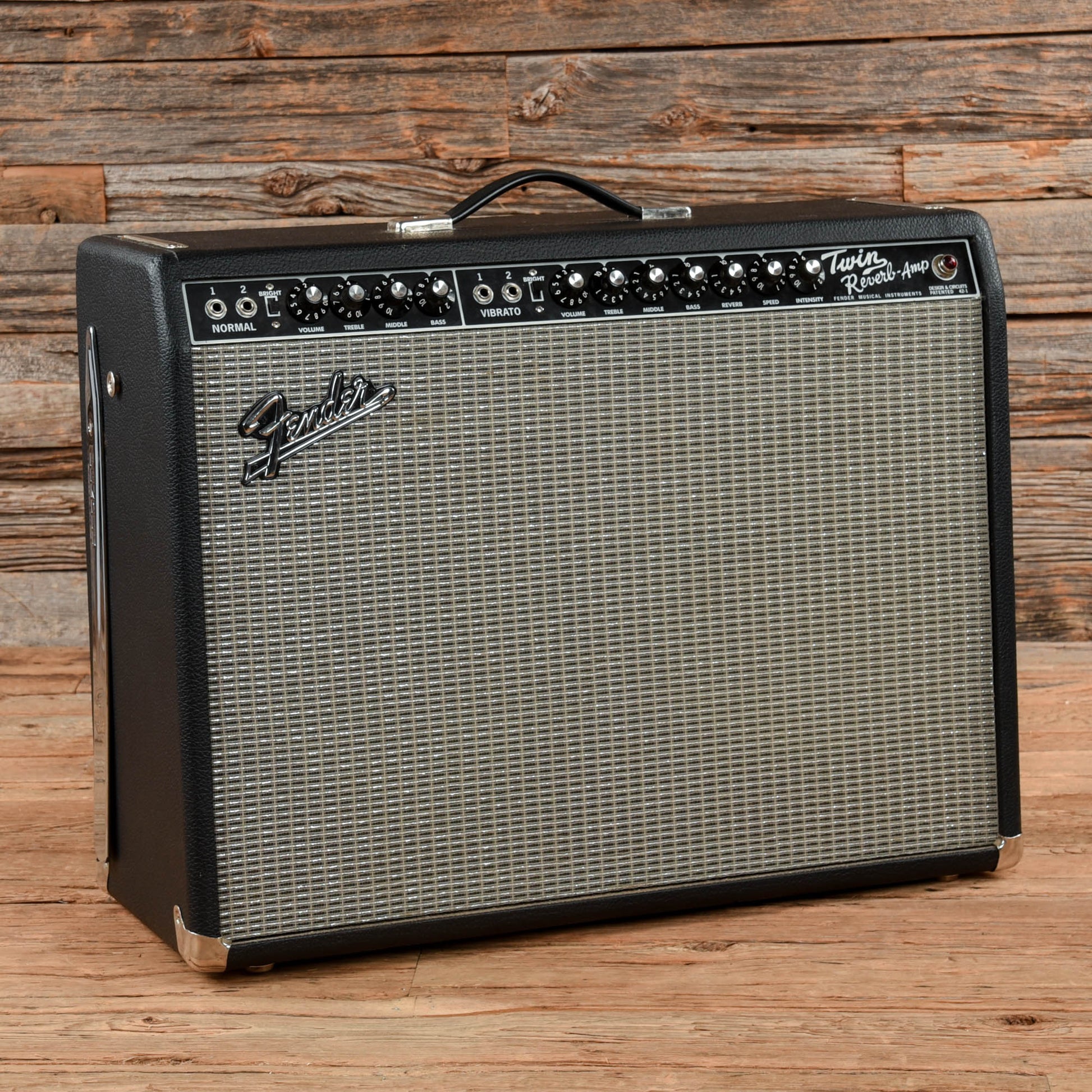Fender '65 Twin Reverb Reissue 85-Watt 2x12" Guitar Combo Amps / Guitar Amps / Guitar Cabinets