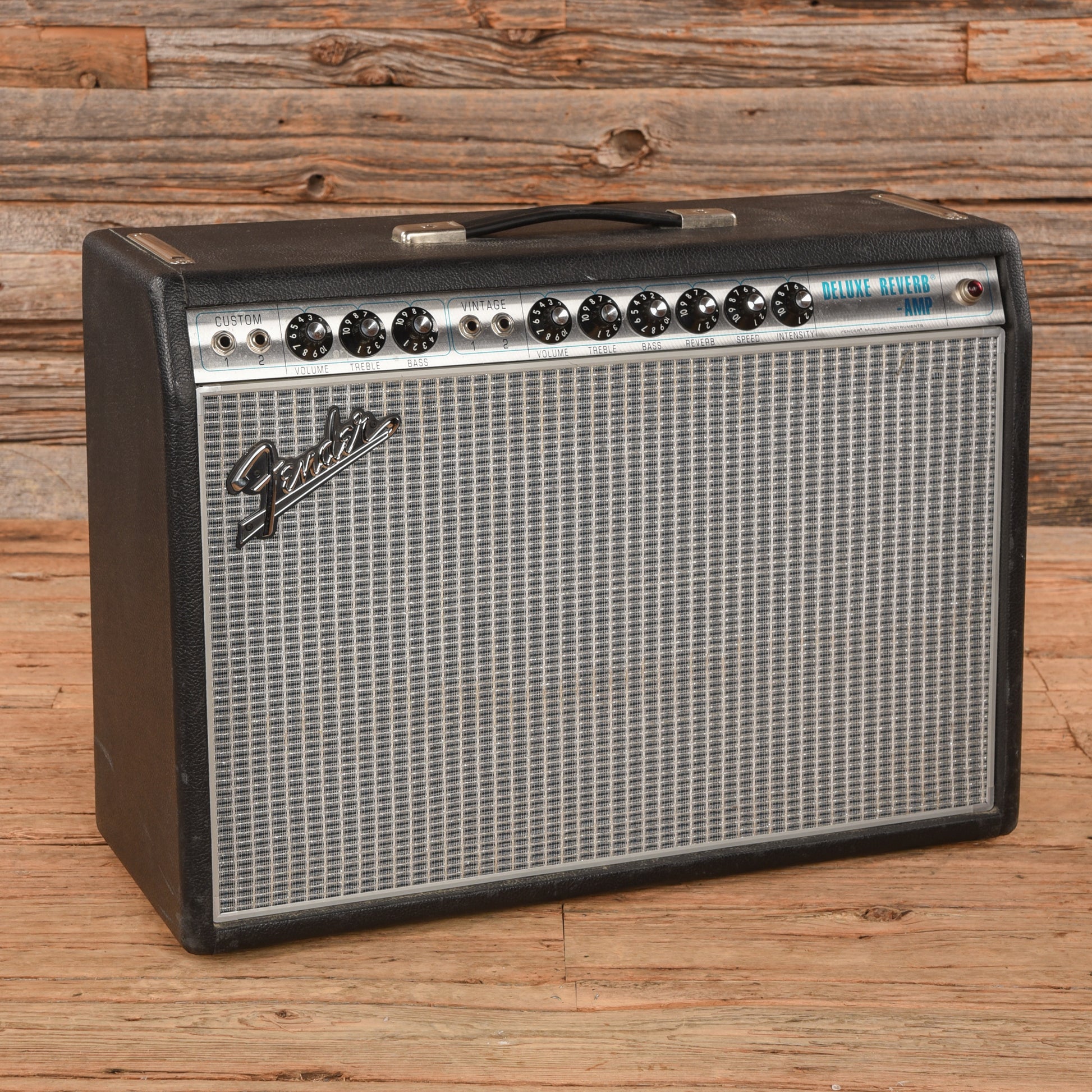 Fender 68 Custom Deluxe Reverb Amps / Guitar Amps / Guitar Cabinets