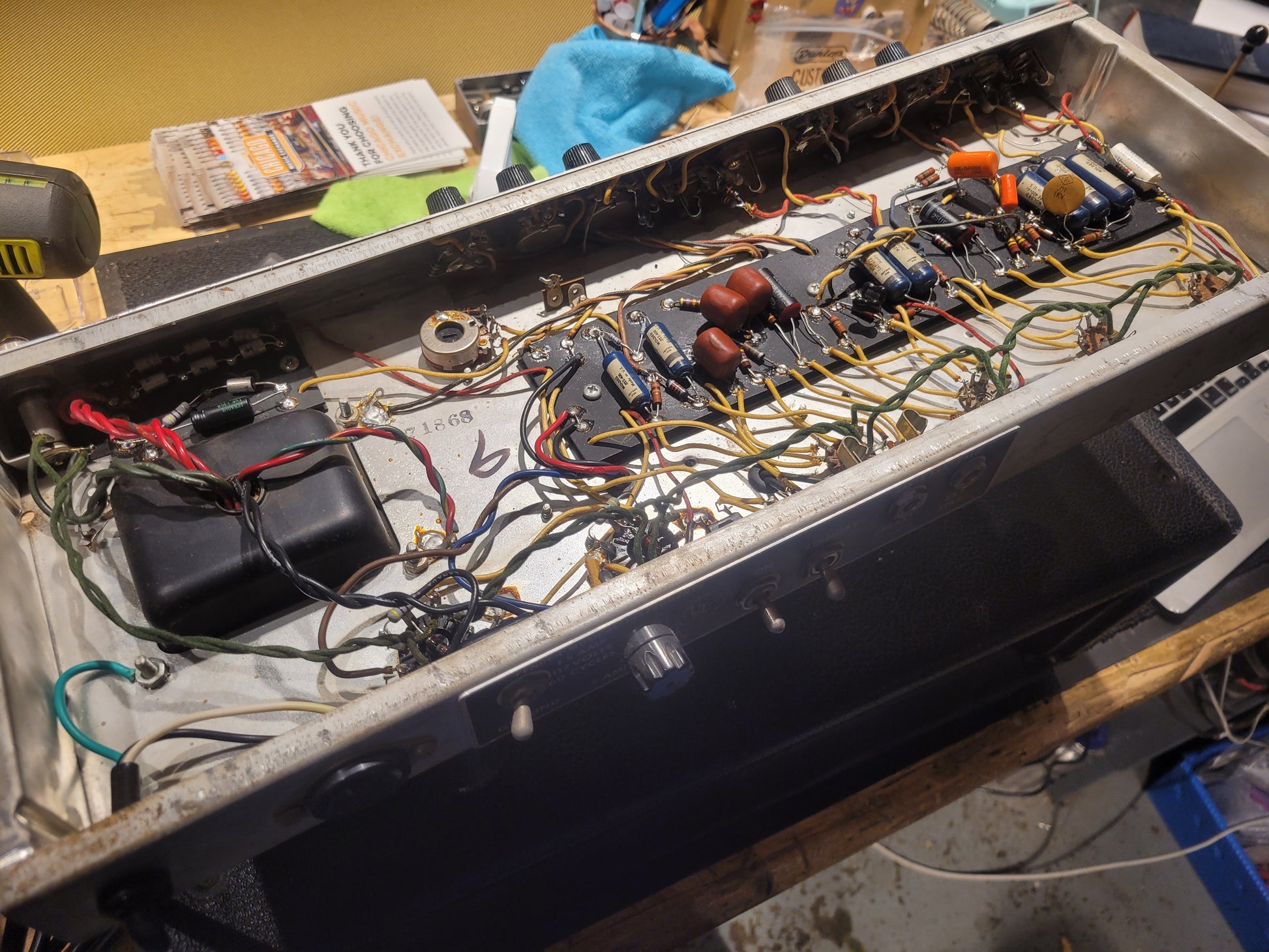 Fender Bassman 2-Channel 50-Watt Guitar Amp Head  1968 Amps / Guitar Amps / Guitar Cabinets