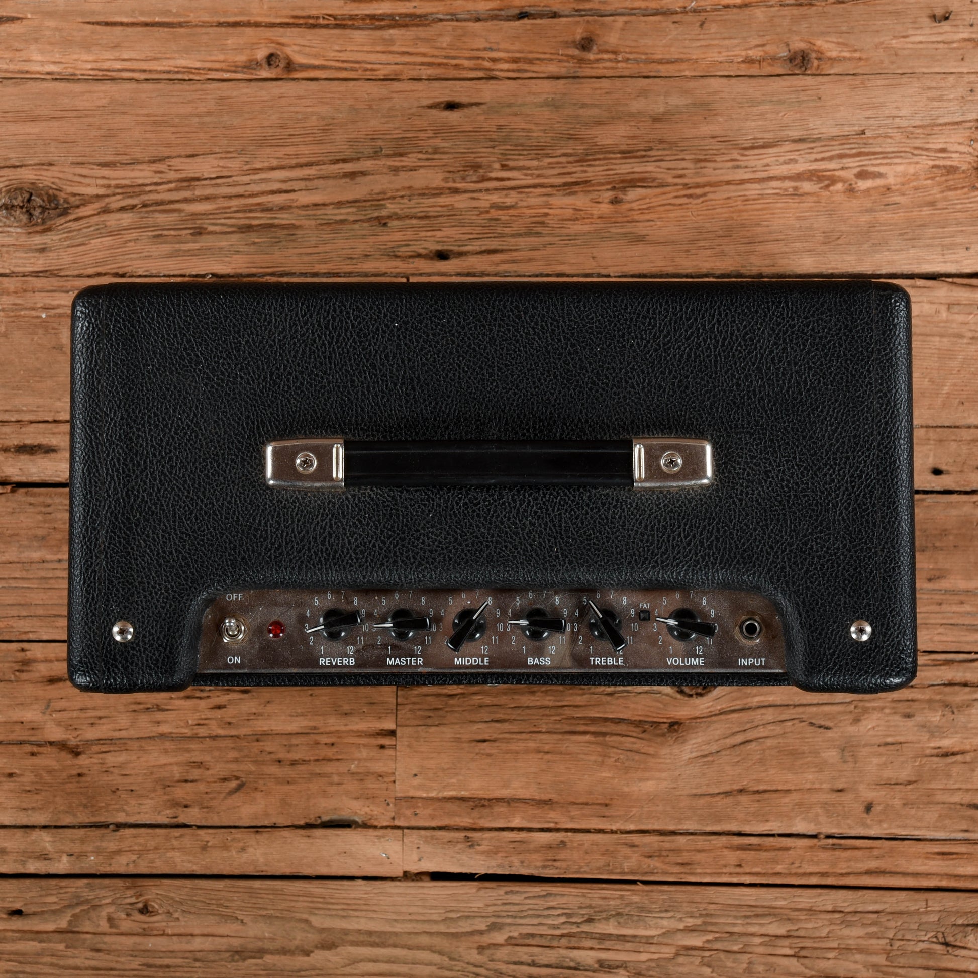 Fender Blues Junior 15-Watt 1x12" Guitar Combo Amp Amps / Guitar Amps / Guitar Cabinets