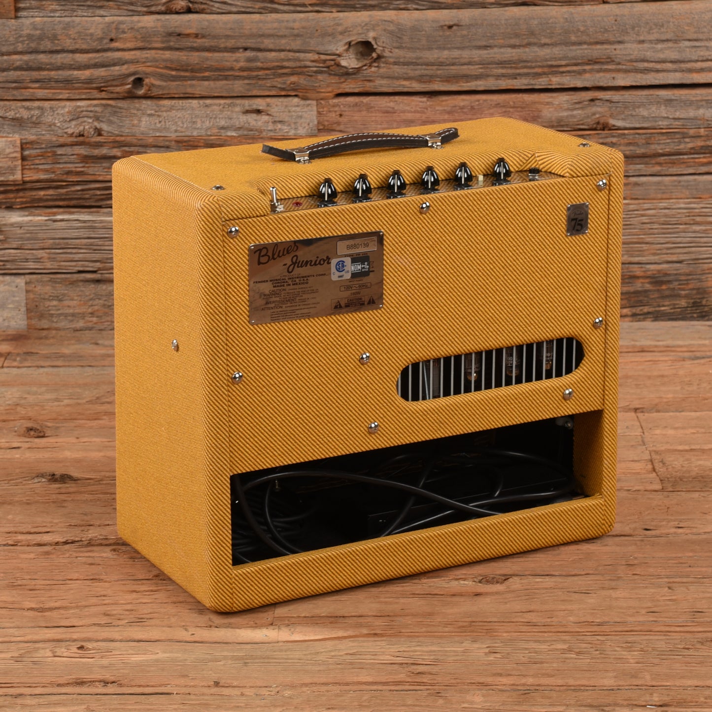 Fender Blues Junior FSR Limited Edition 15-Watt 1x12" Guitar Combo Lacquered Tweed Lacquered Tweed Amps / Guitar Amps / Guitar Cabinets