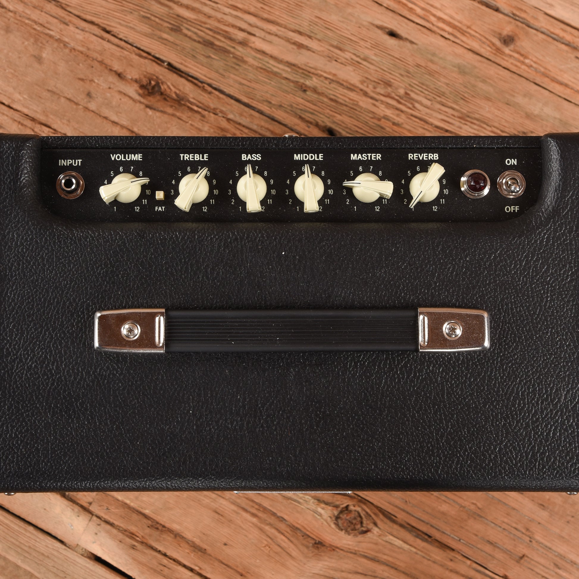 Fender Blues Junior IV 15-Watt 1x12" Guitar Combo Amps / Guitar Amps / Guitar Cabinets