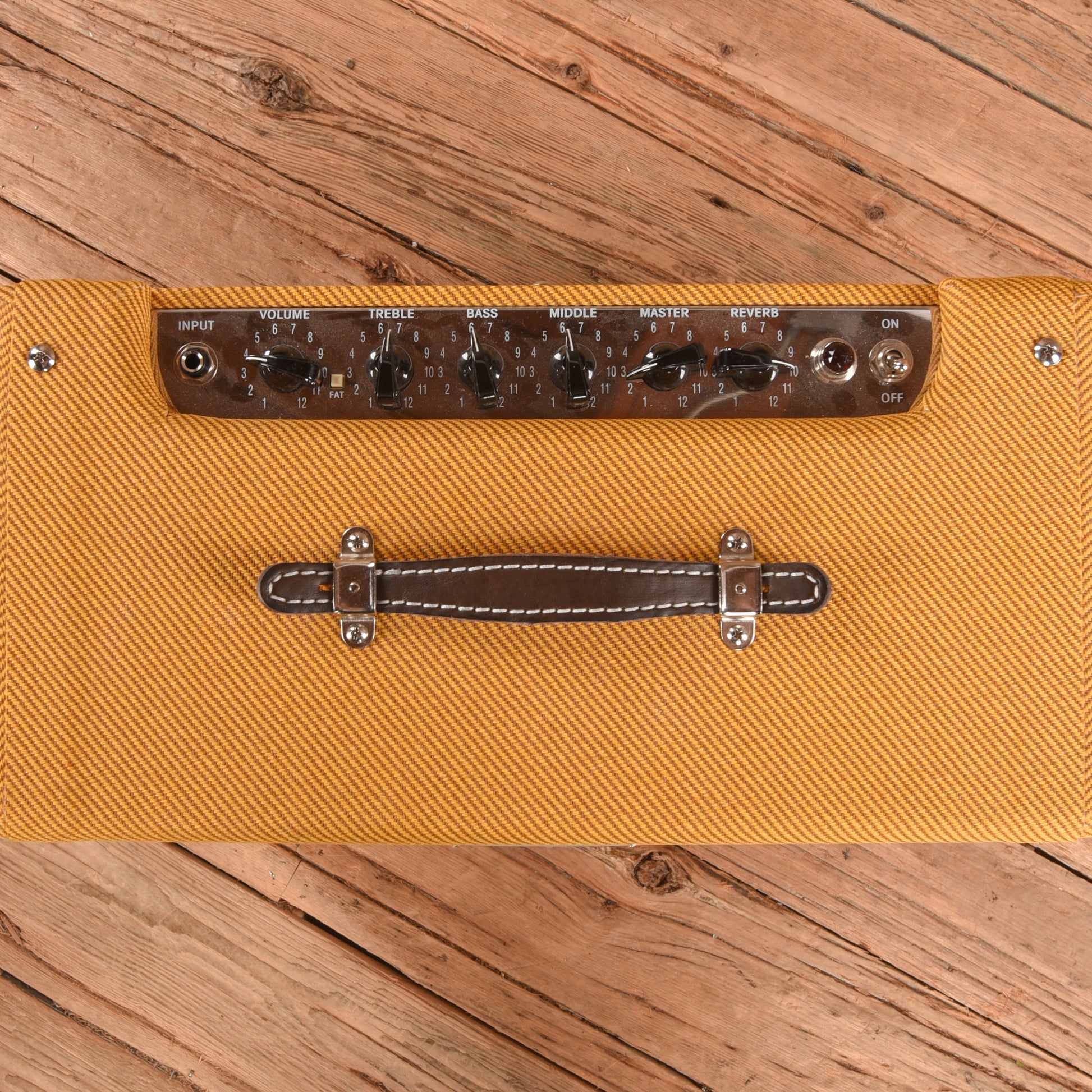 Fender Blues Junior Lacquered Tweed 15-Watt 1x12" Guitar Combo Amp Amps / Guitar Amps / Guitar Cabinets