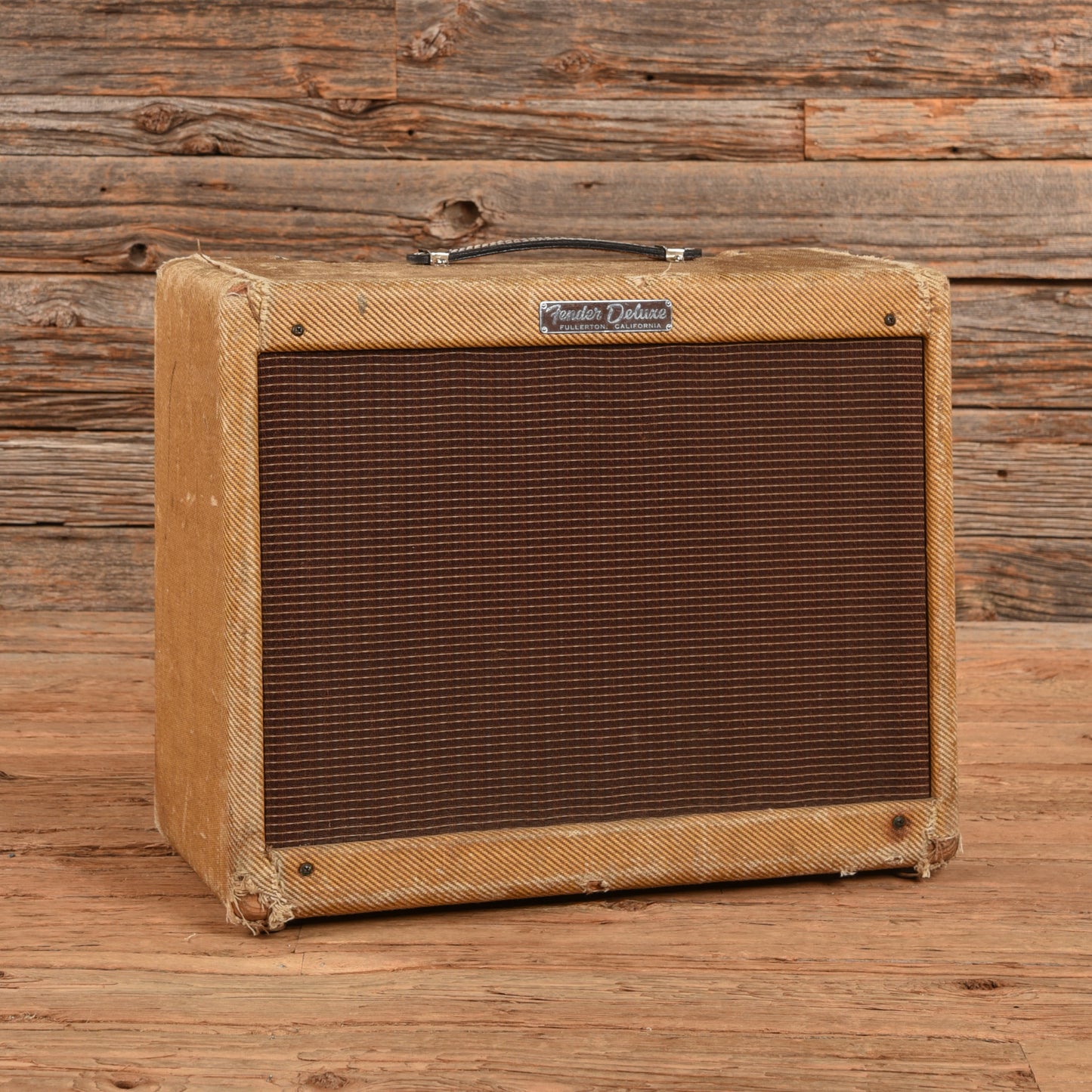 Fender Deluxe Tweed Amplifier  1956 Amps / Guitar Amps / Guitar Cabinets