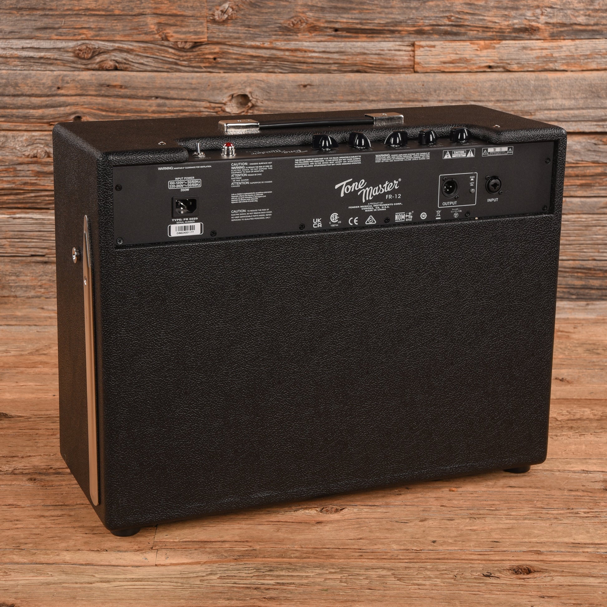 Fender FR-12 Powered Speaker Cabinet Amps / Guitar Amps / Guitar Cabinets