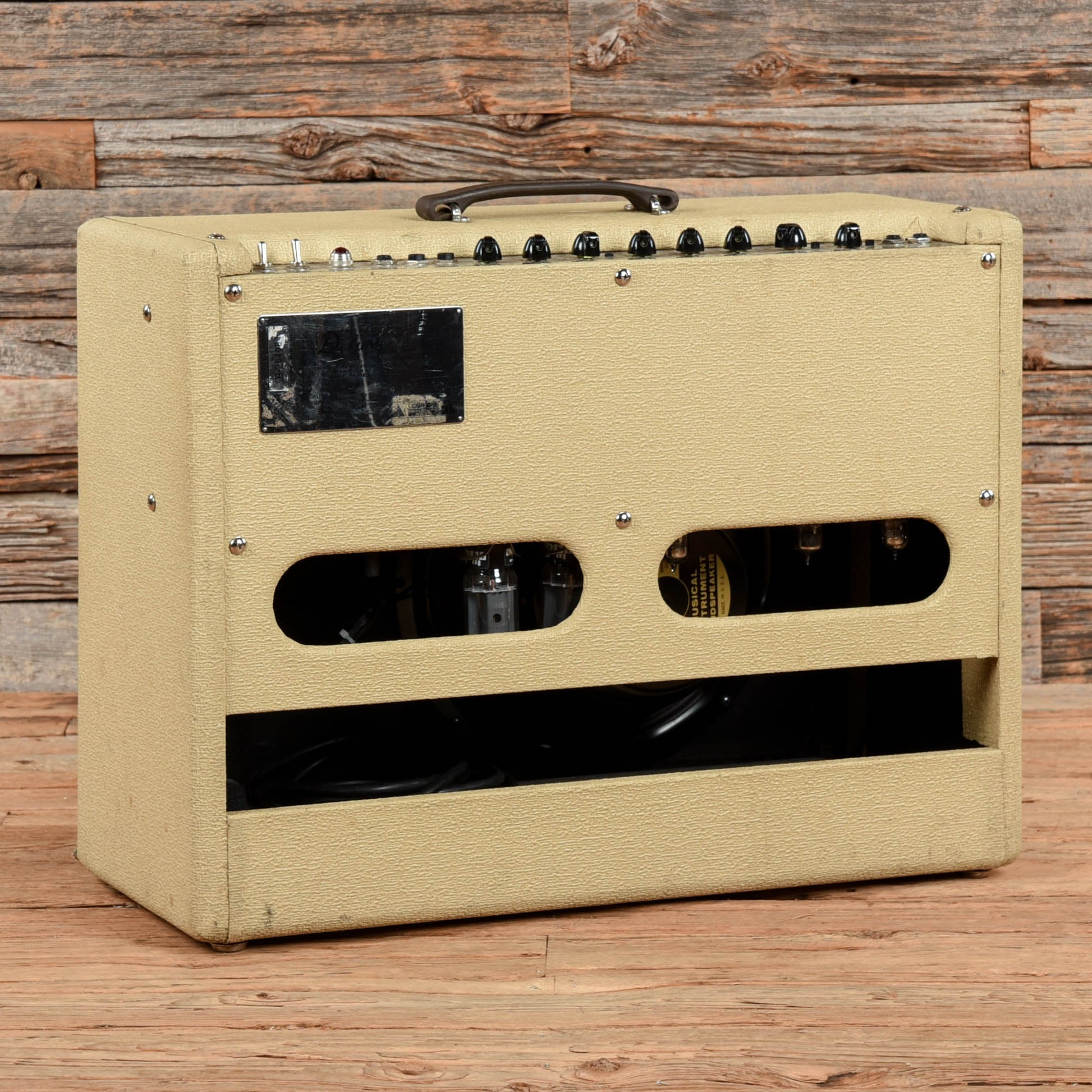 Fender Hot Rod Deluxe III 3-Channel 40-Watt 1x12" Guitar Combo Amp Amps / Guitar Amps / Guitar Cabinets
