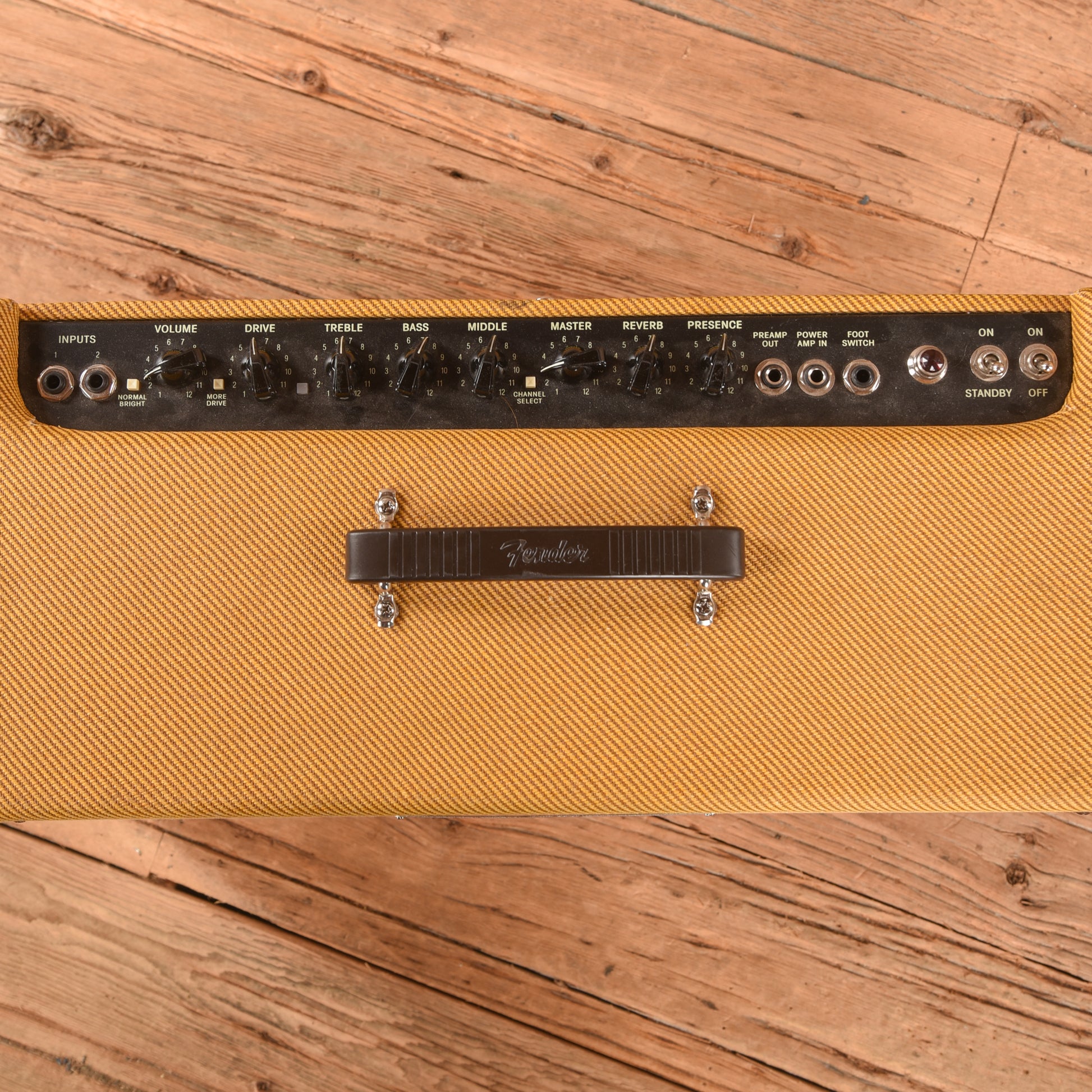 Fender Hot Rod Deluxe IV 3-Channel 40-Watt 1x12" Guitar Combo Amps / Guitar Amps / Guitar Cabinets