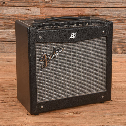 Fender Mustang I V2 20-Watt 1x8" Guitar Combo Amp Amps / Guitar Amps / Guitar Cabinets