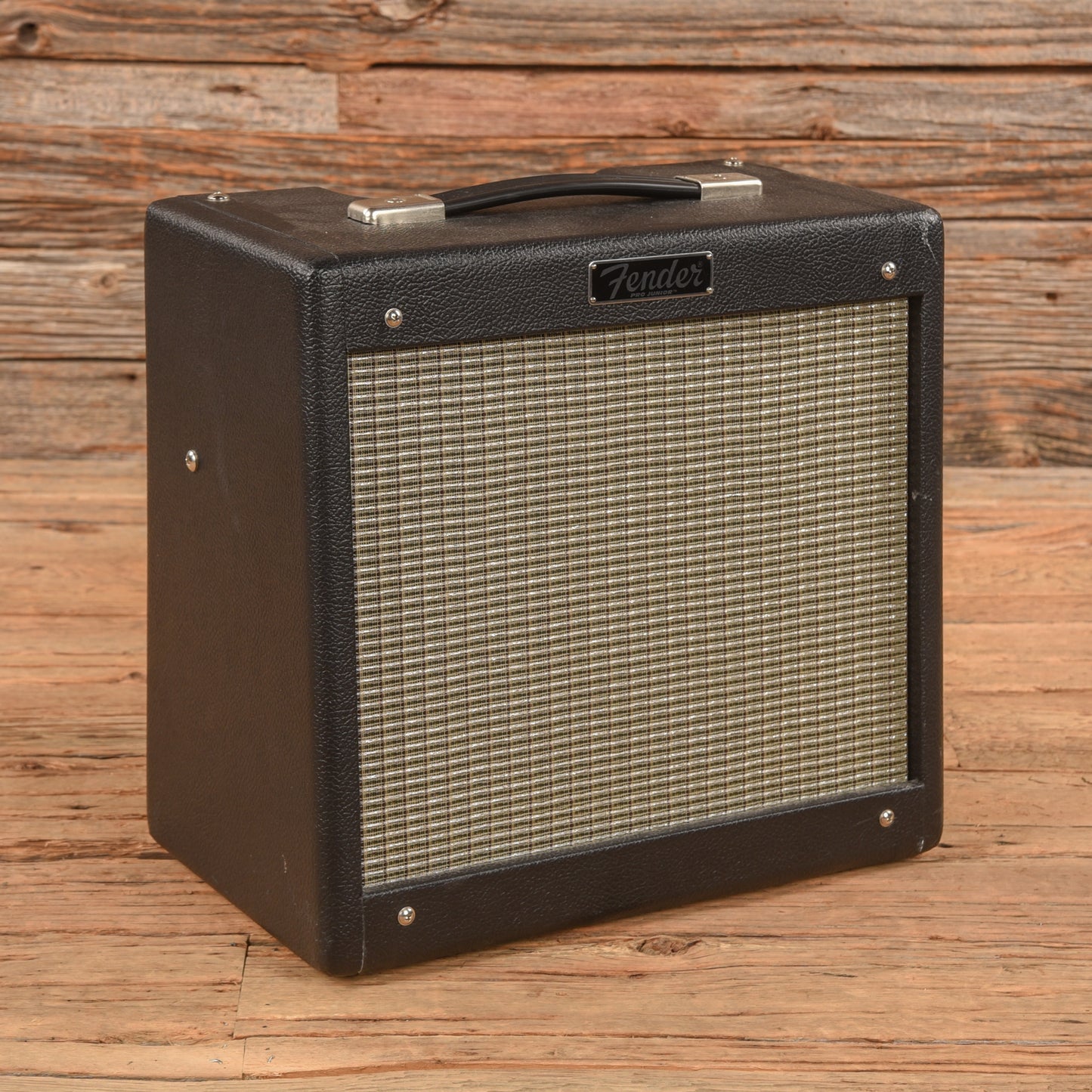Fender Pro Junior IV 15-Watt 1x10" Guitar Combo Amps / Guitar Amps / Guitar Cabinets