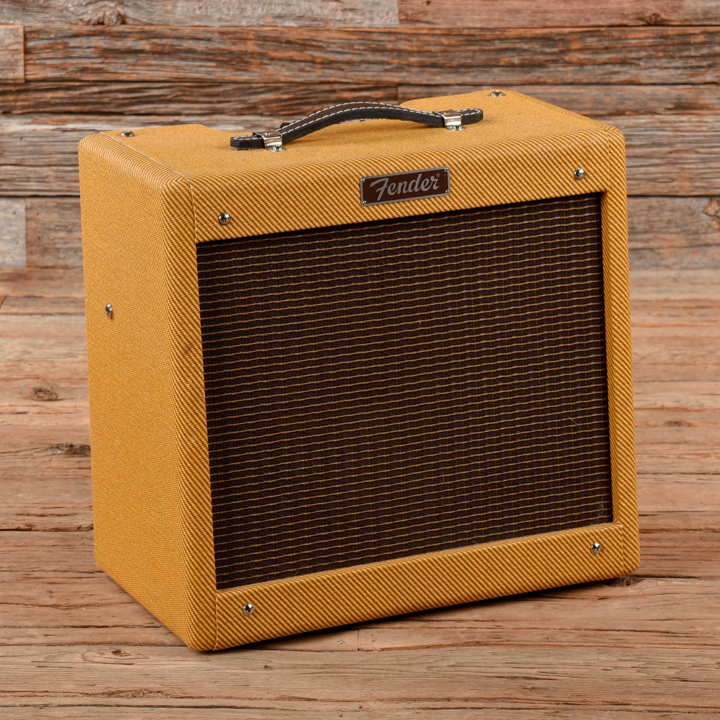 Fender Pro Junior IV 15-Watt 1x10" Guitar Combo Amps / Guitar Amps / Guitar Cabinets