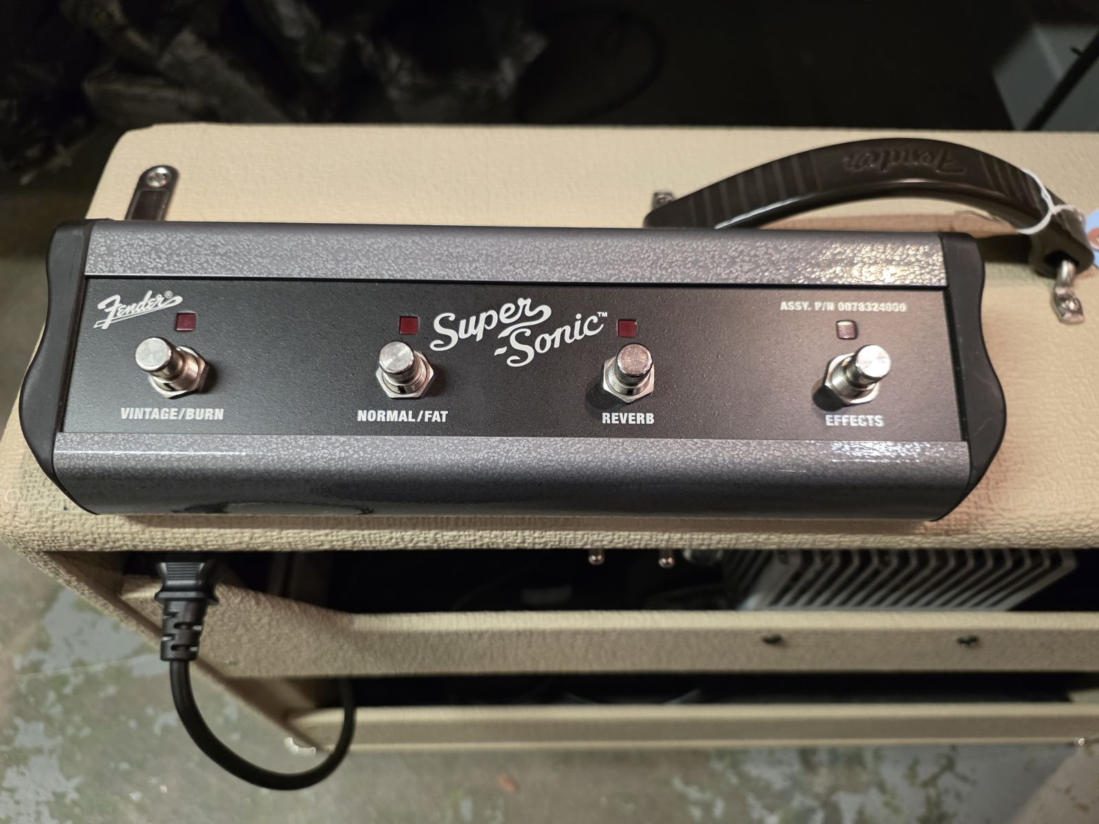 Fender Super Sonic 22 2-Channel 22-Watt 1x12" Guitar Combo Amp Amps / Guitar Amps / Guitar Cabinets