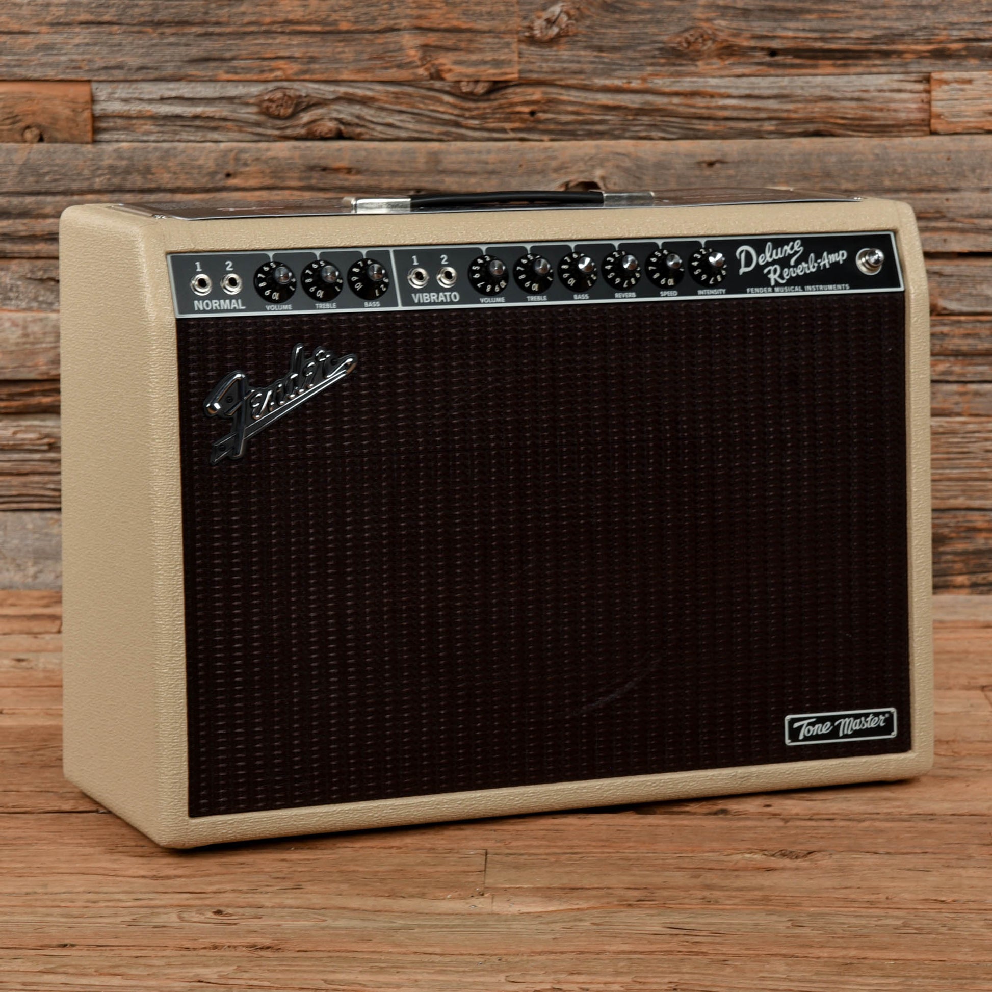 Fender Tone Master Deluxe Reverb 2-Channel 22-Watt 1x12" Digital Guitar Combo Amps / Guitar Amps / Guitar Cabinets