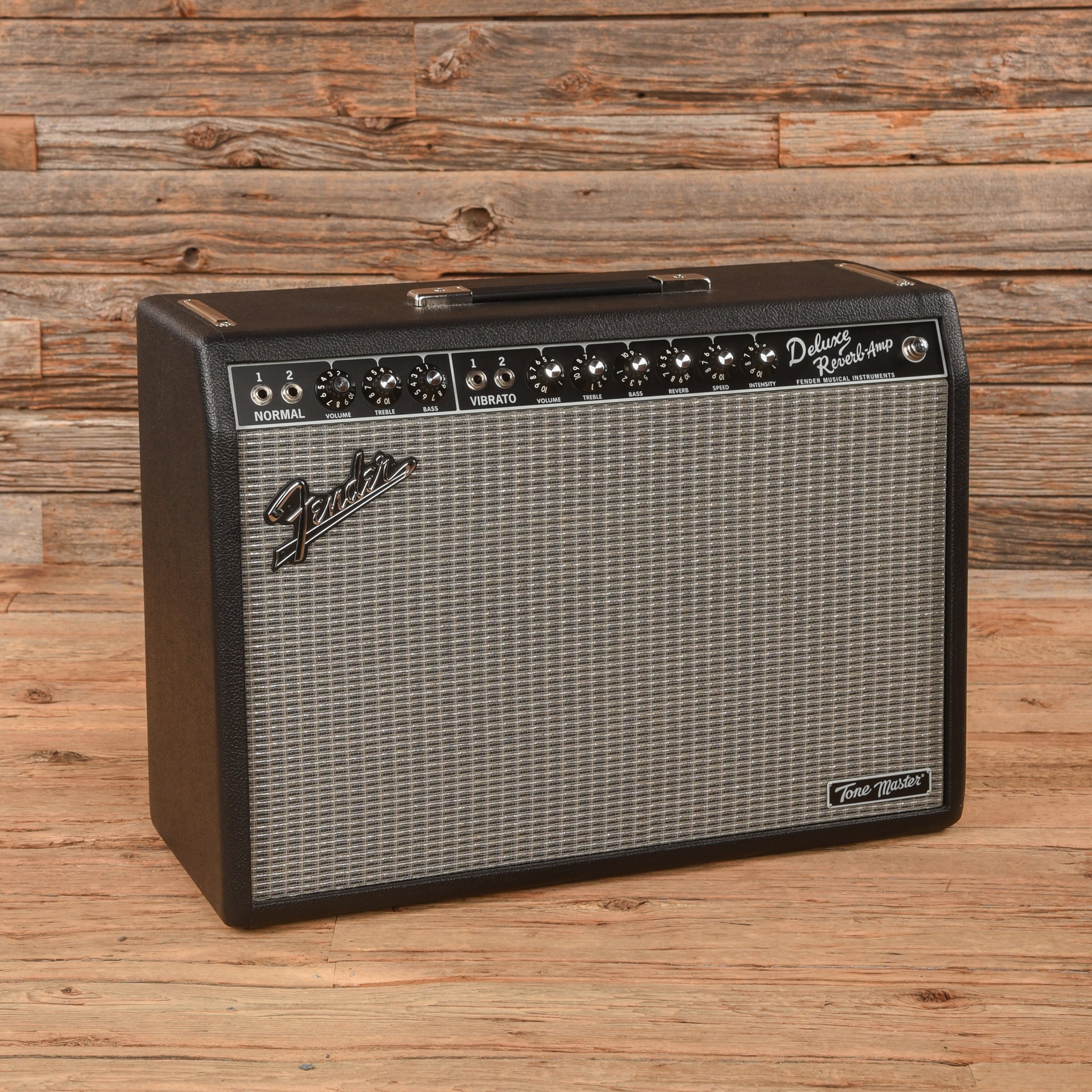 Fender Tone Master Deluxe Reverb 2-Channel 22-Watt 1x12" Guitar Combo Amps / Guitar Amps / Guitar Cabinets
