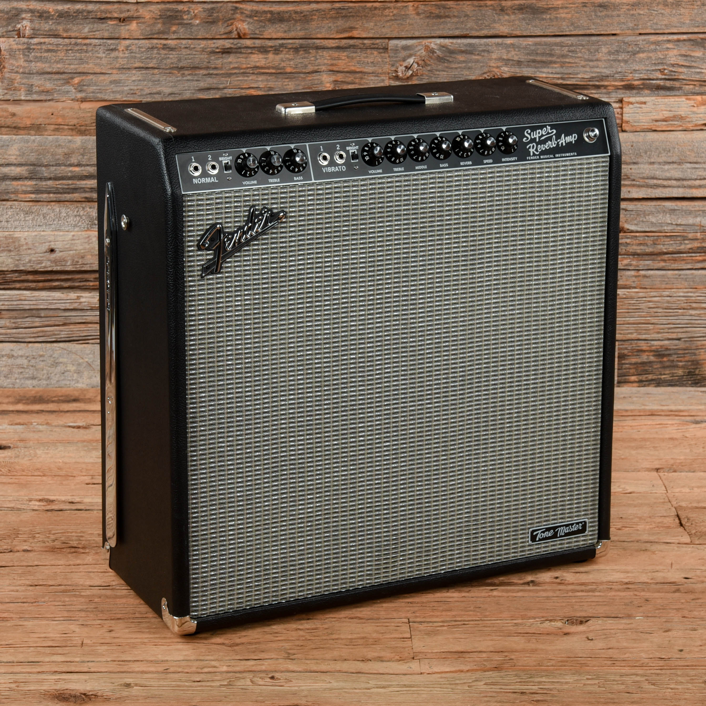 Fender Tone Master Super Reverb 2-Channel 45-Watt 4x10” Digital Combo Amps / Guitar Amps / Guitar Cabinets