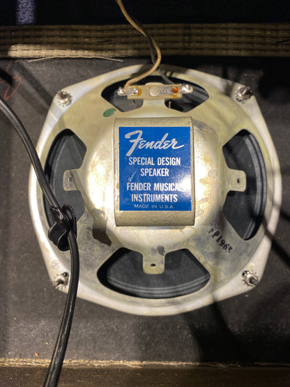 Fender Vibro Champ 6-Watt 1x8" Guitar Combo Amp  1965 Amps / Guitar Amps / Guitar Cabinets
