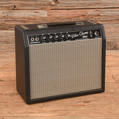 Fender Vibro Champ 6-Watt 1x8" Guitar Combo Amp  1965 Amps / Guitar Amps / Guitar Cabinets