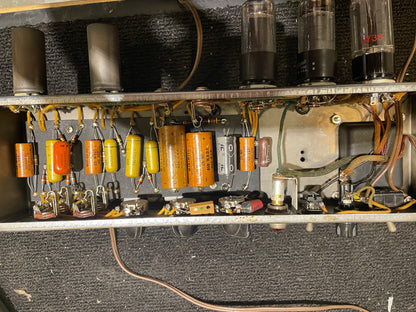 Fender Deluxe  1956 Amps / Guitar Amps / Guitar Combos