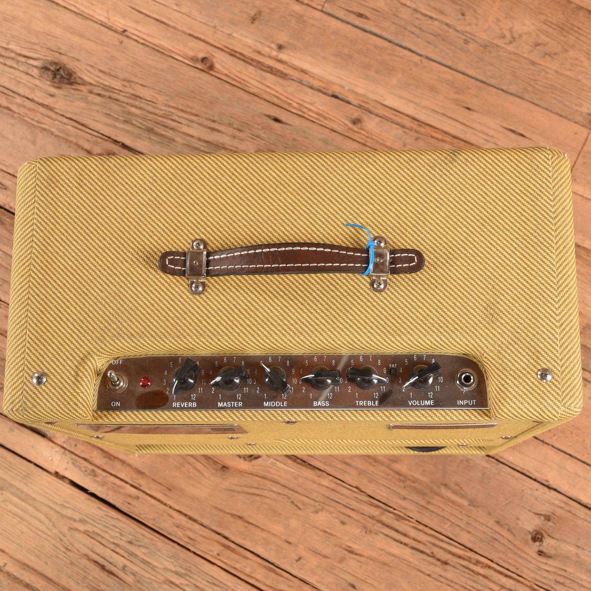 Fender Limited Edition Blues Junior Tweed 15-Watt 1x12" Guitar Combo Amps / Guitar Amps / Guitar Combos