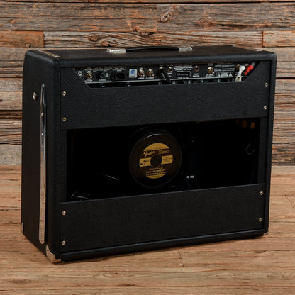 Fender 64 Vibroverb Custom 40-Watt 1x15" Guitar Combo Amp Amps / Guitar Cabinets