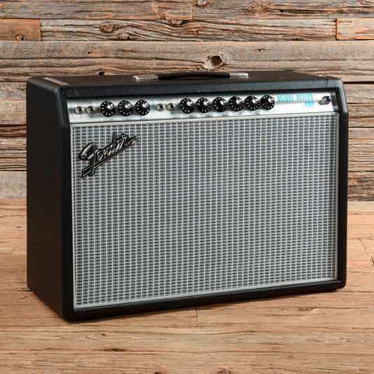 Fender '68 Custom Deluxe Reverb 2-Channel 22-Watt 1x12" Guitar Combo Amps / Guitar Cabinets