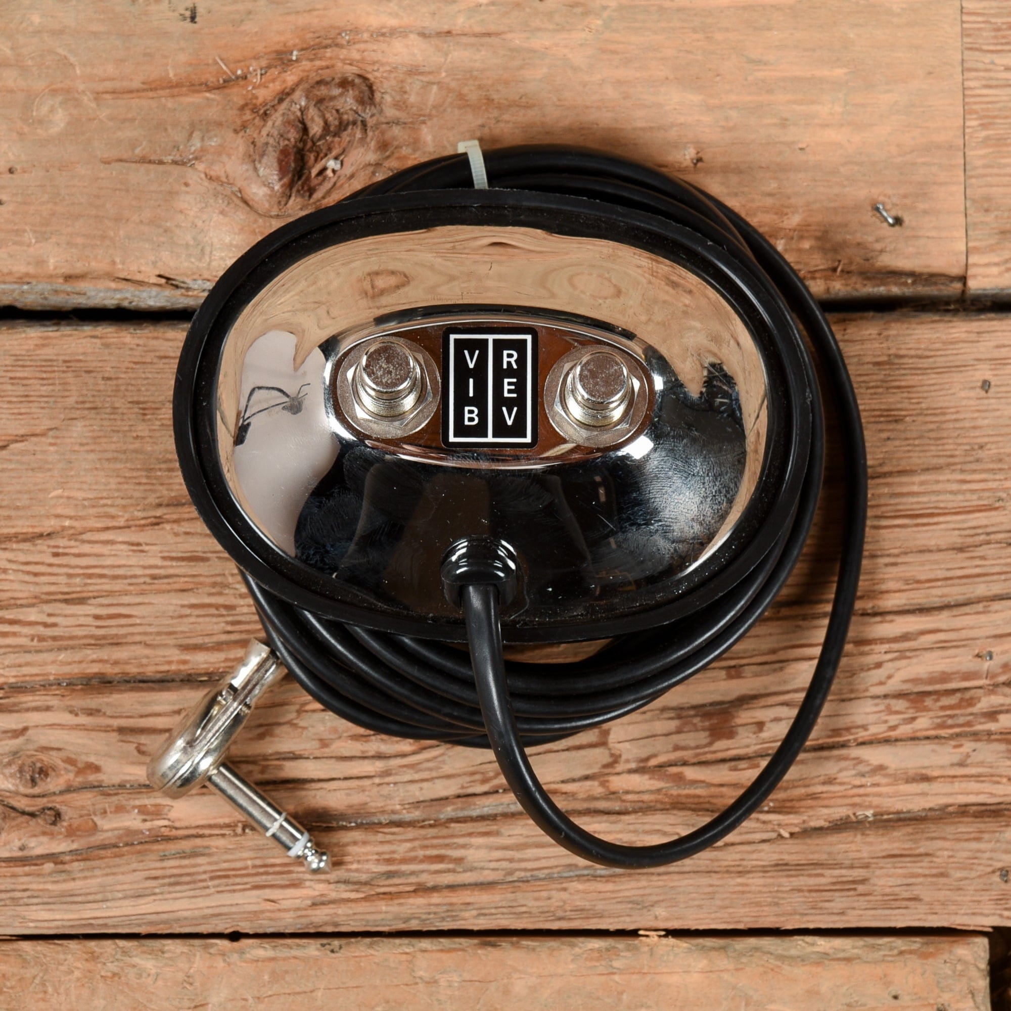 Fender 68 Custom Deluxe Reverb 22-Watt 1x12