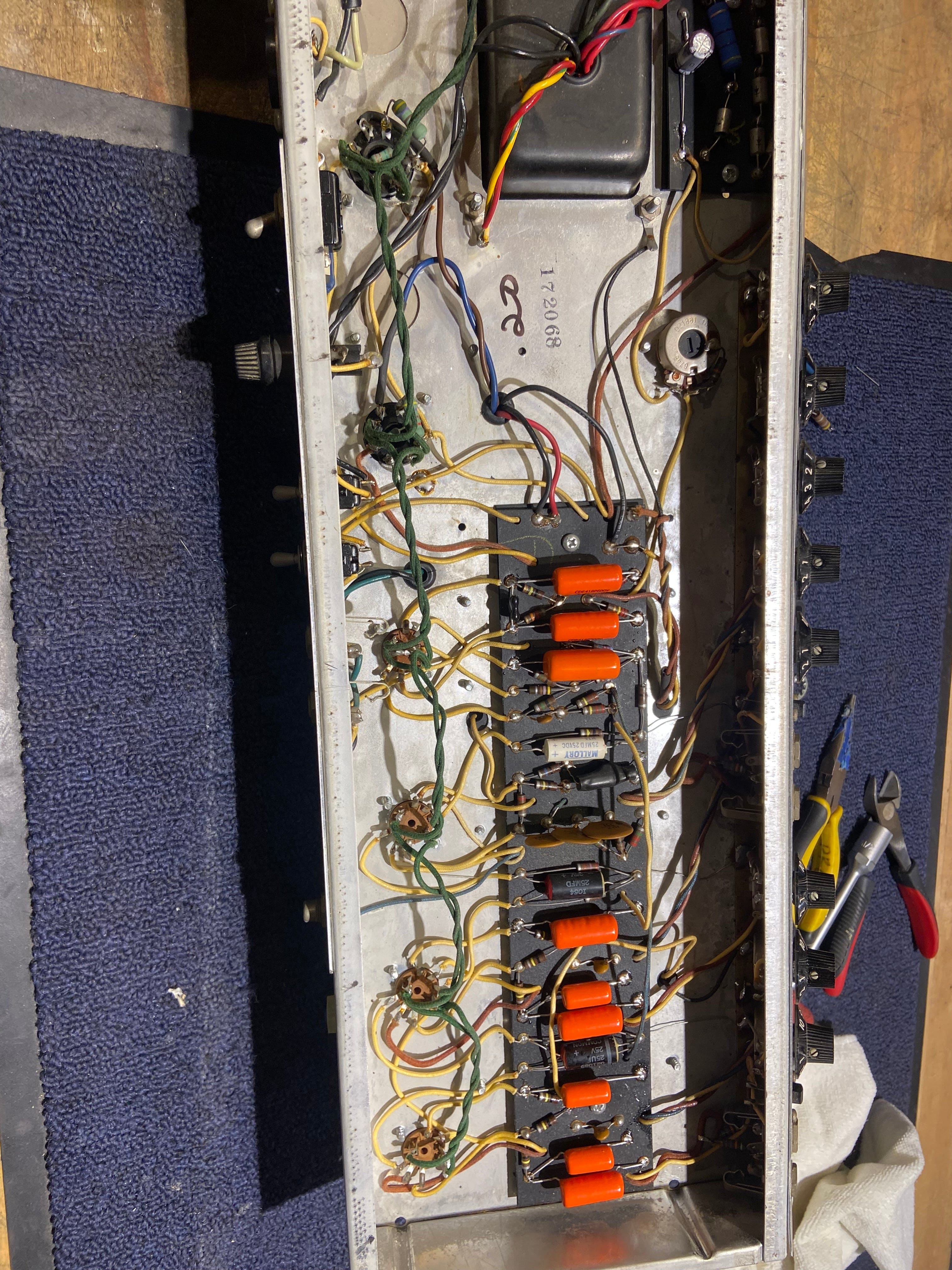 Fender Band Master 2-Channel 50-Watt Guitar Amp Head  1968 Amps / Guitar Cabinets