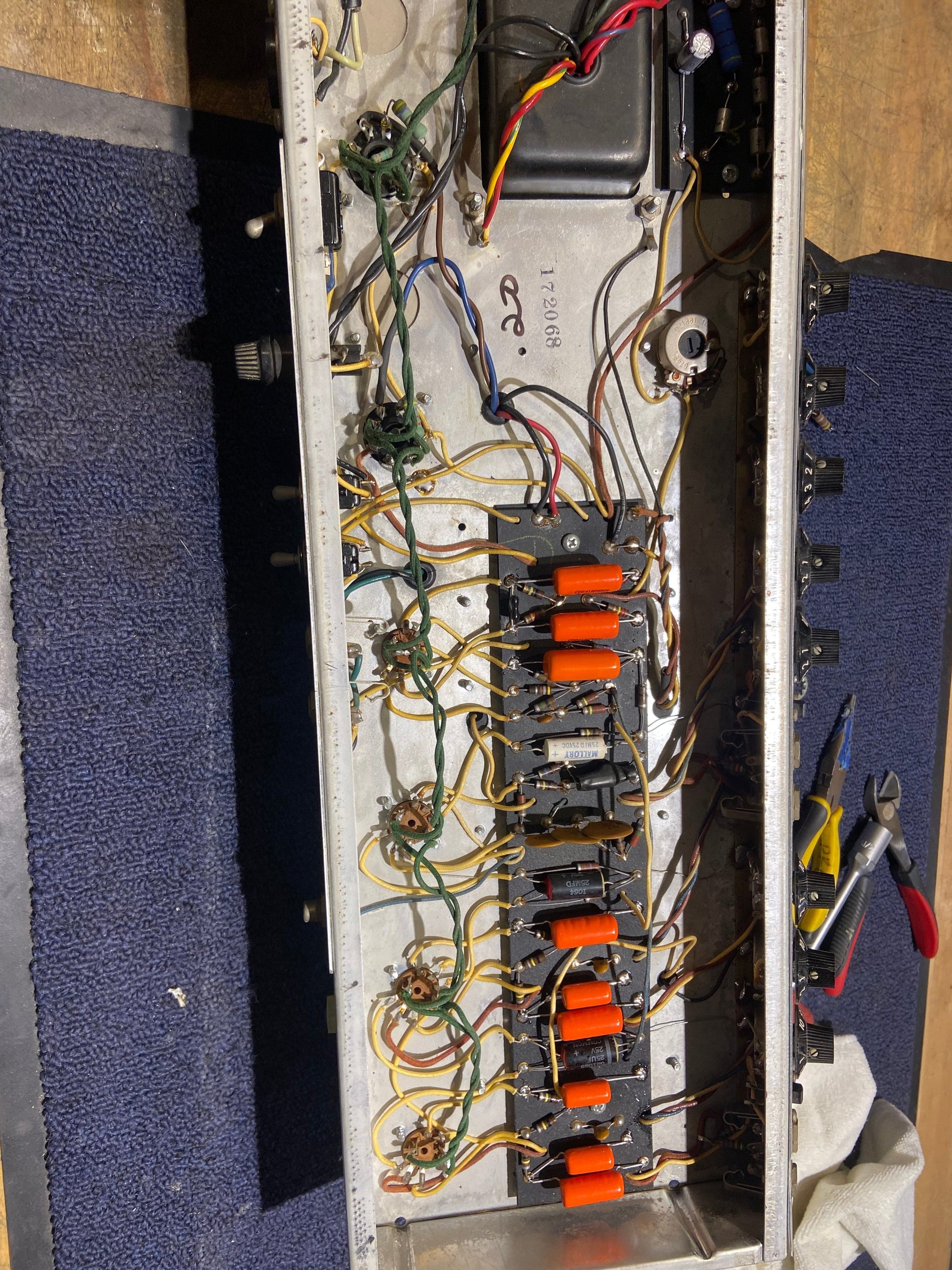 Fender Band Master 2-Channel 50-Watt Guitar Amp Head  1968 Amps / Guitar Cabinets