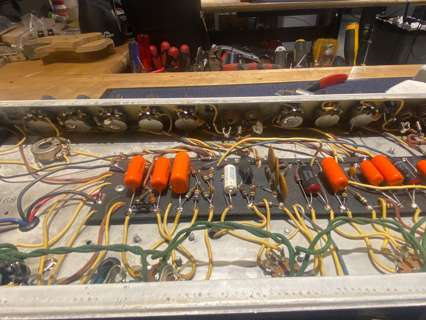 Fender Band Master 2-Channel 50-Watt Guitar Amp Head  1968 Amps / Guitar Cabinets