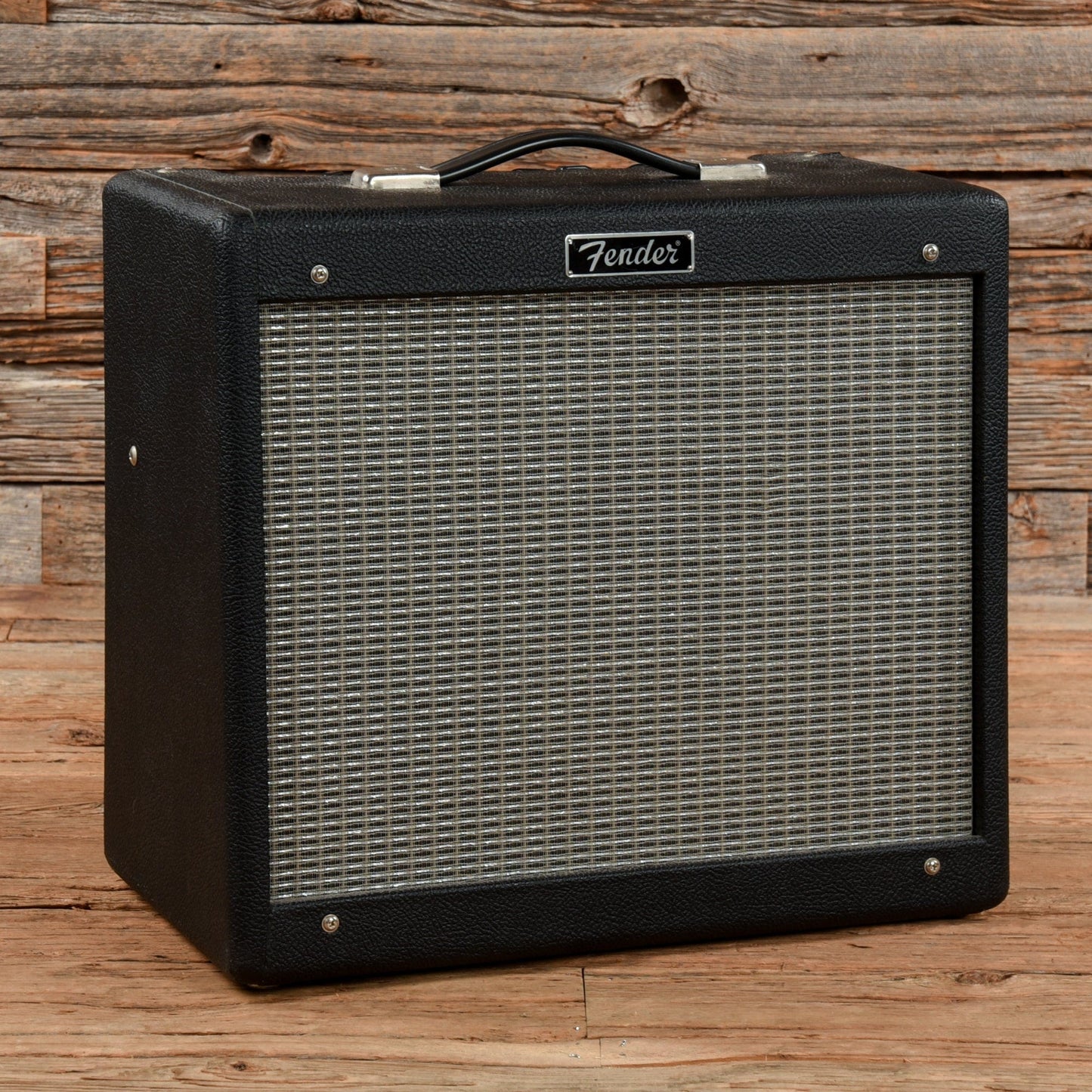 Fender Blues Junior 15-Watt 1x12" Guitar Combo Amps / Guitar Cabinets