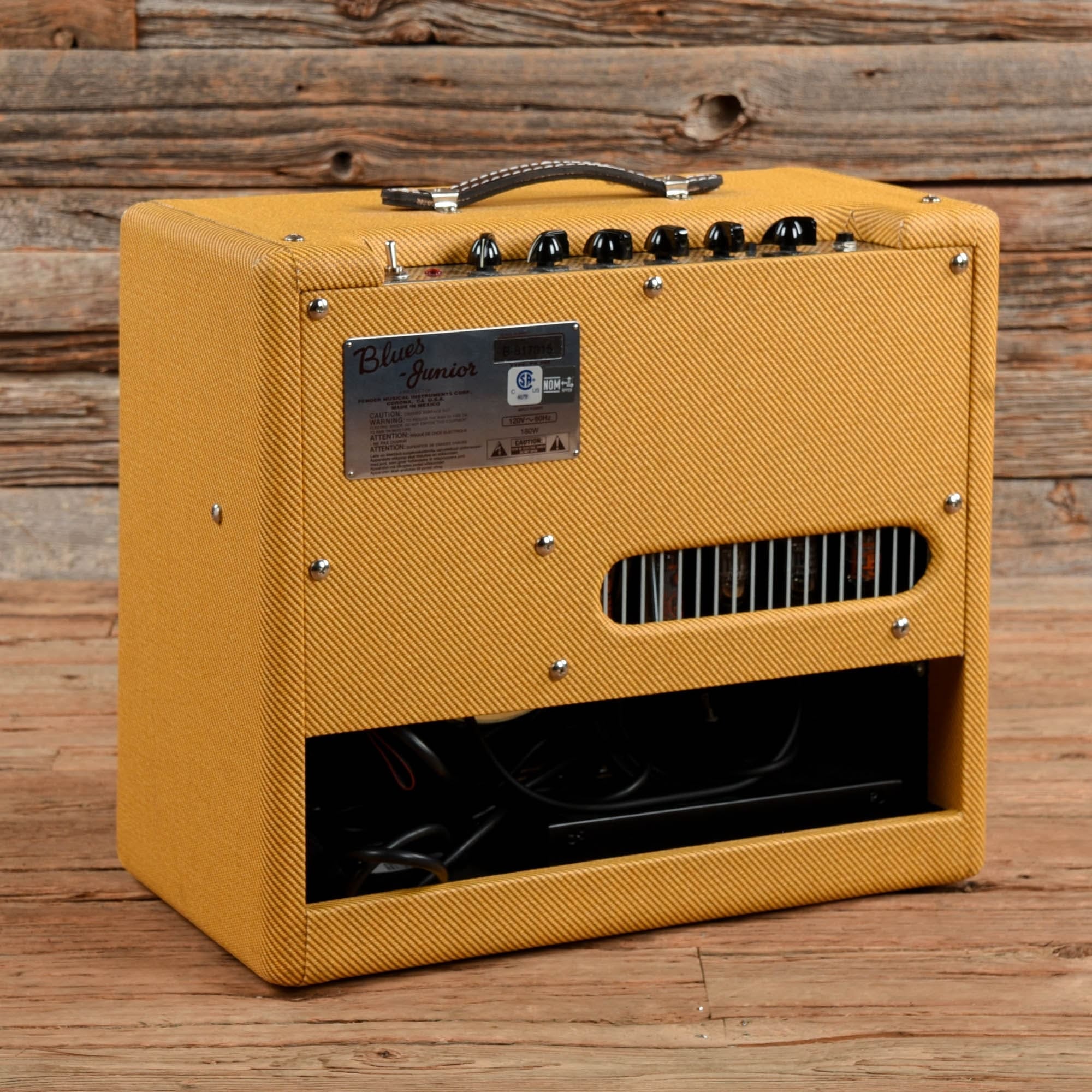 Fender Blues Junior Lacquered Tweed 15Watt 1x12" Guitar Combo Amp