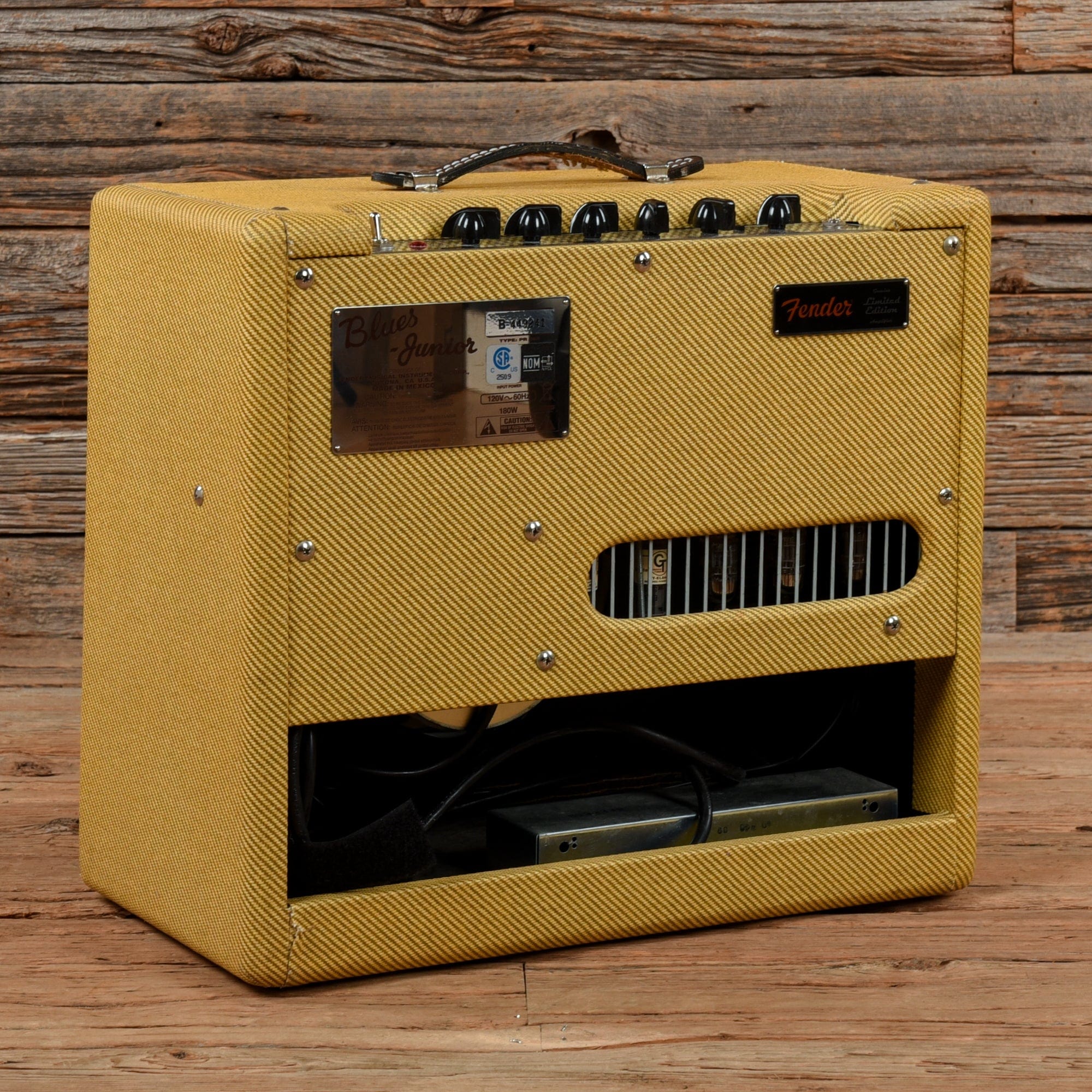 Fender Blues Junior Limited Edition Lacquered Tweed 15-Watt 1x12