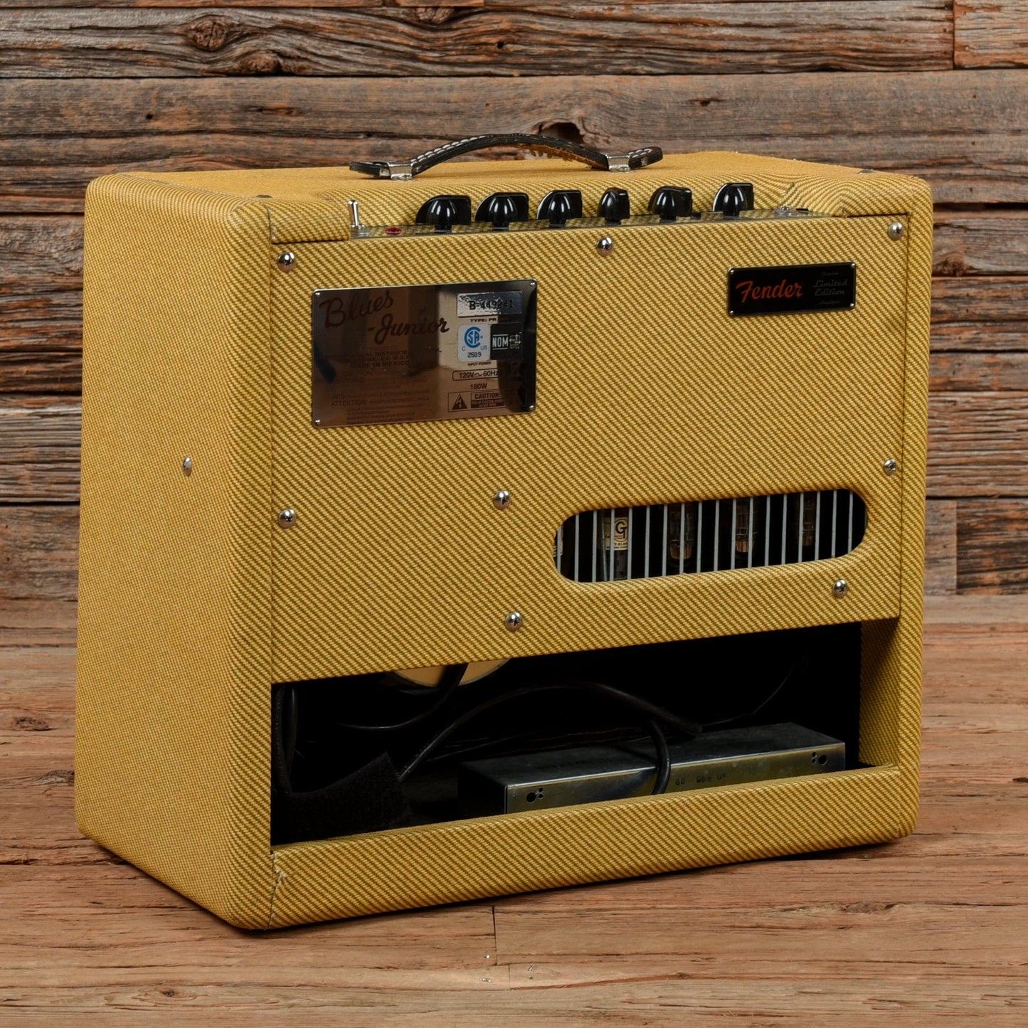 Fender Blues Junior Limited Edition Lacquered Tweed 15-Watt 1x12" Guitar Combo Amp Amps / Guitar Cabinets