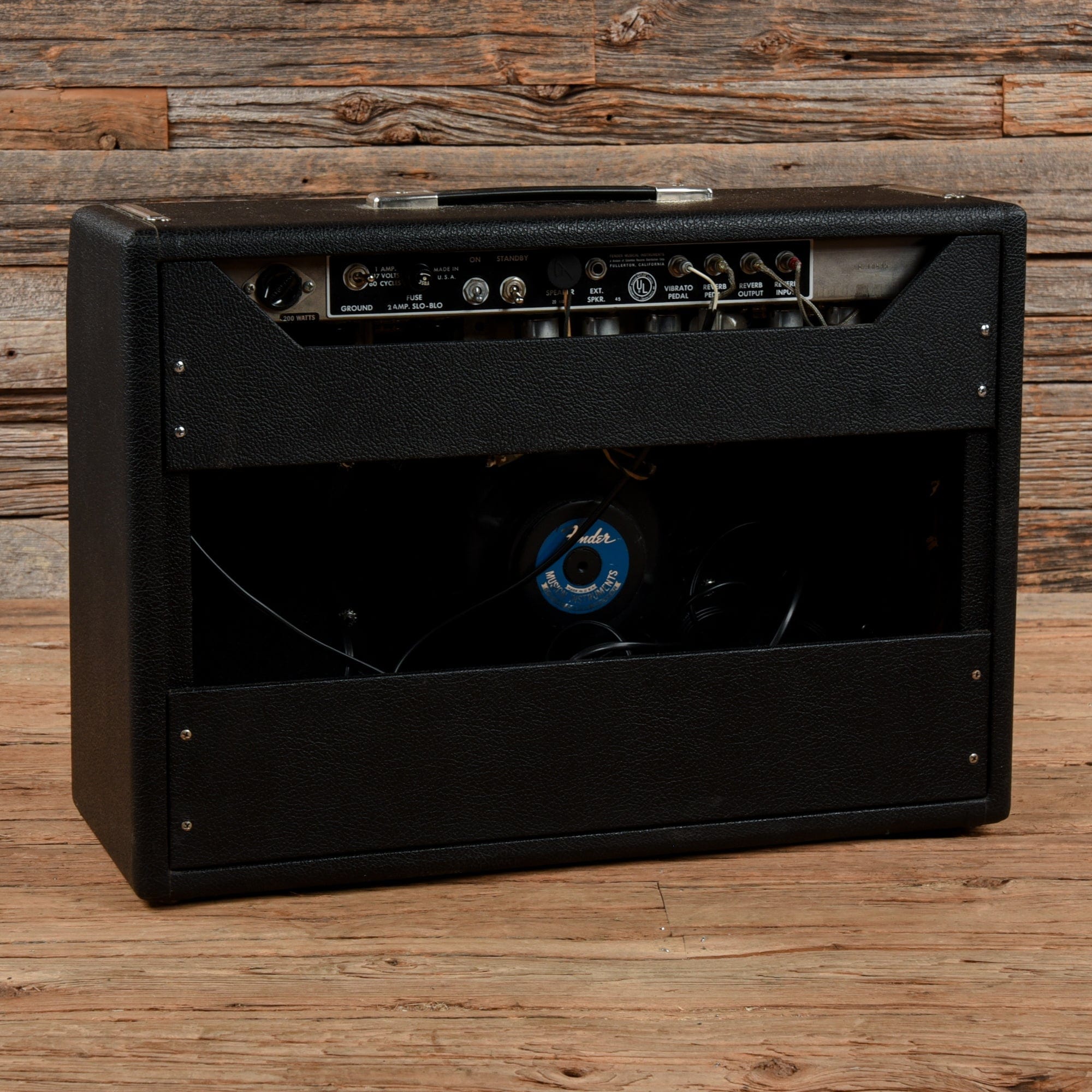 Fender Deluxe Reverb  1965 Amps / Guitar Cabinets