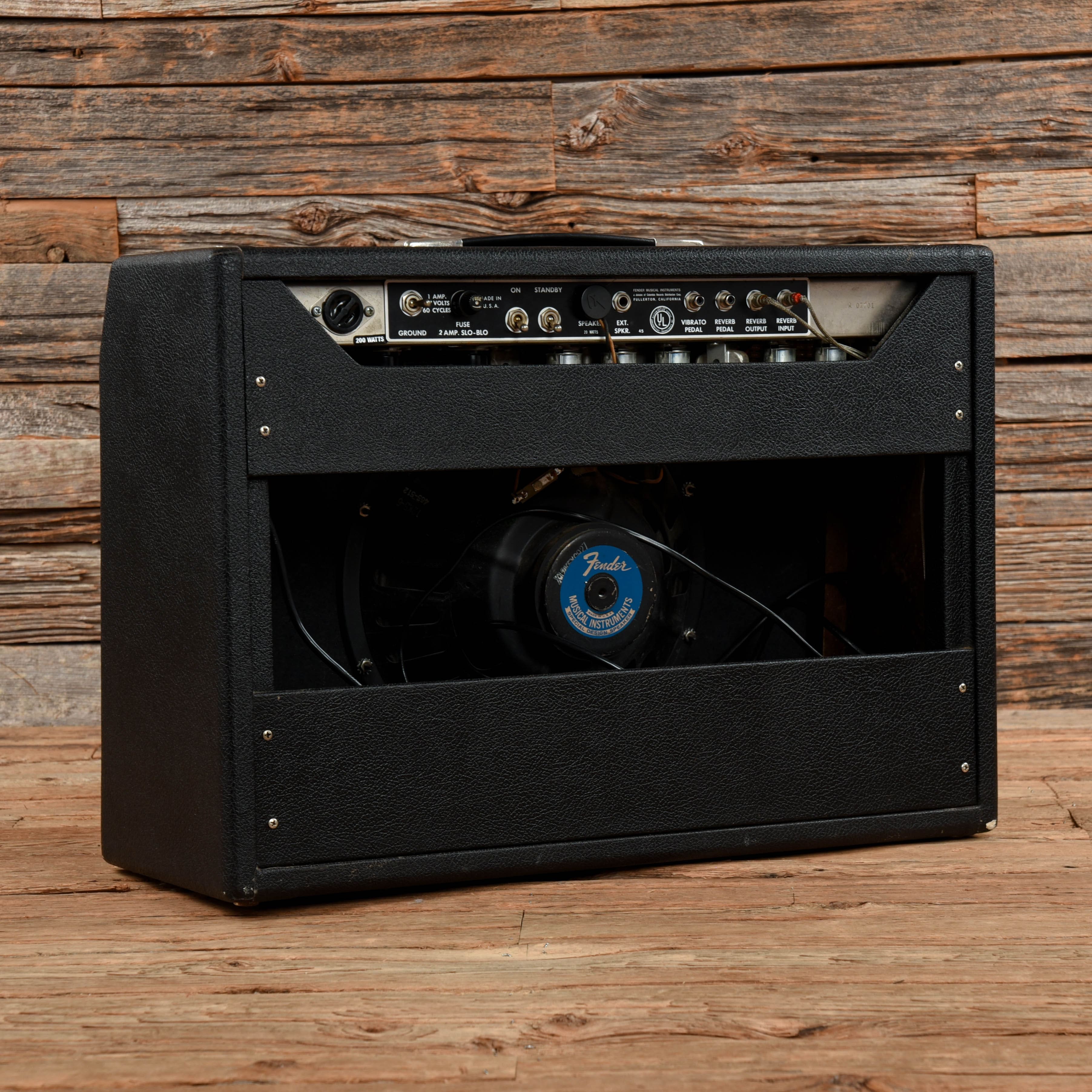 Fender Deluxe Reverb Combo  1965 Amps / Guitar Cabinets