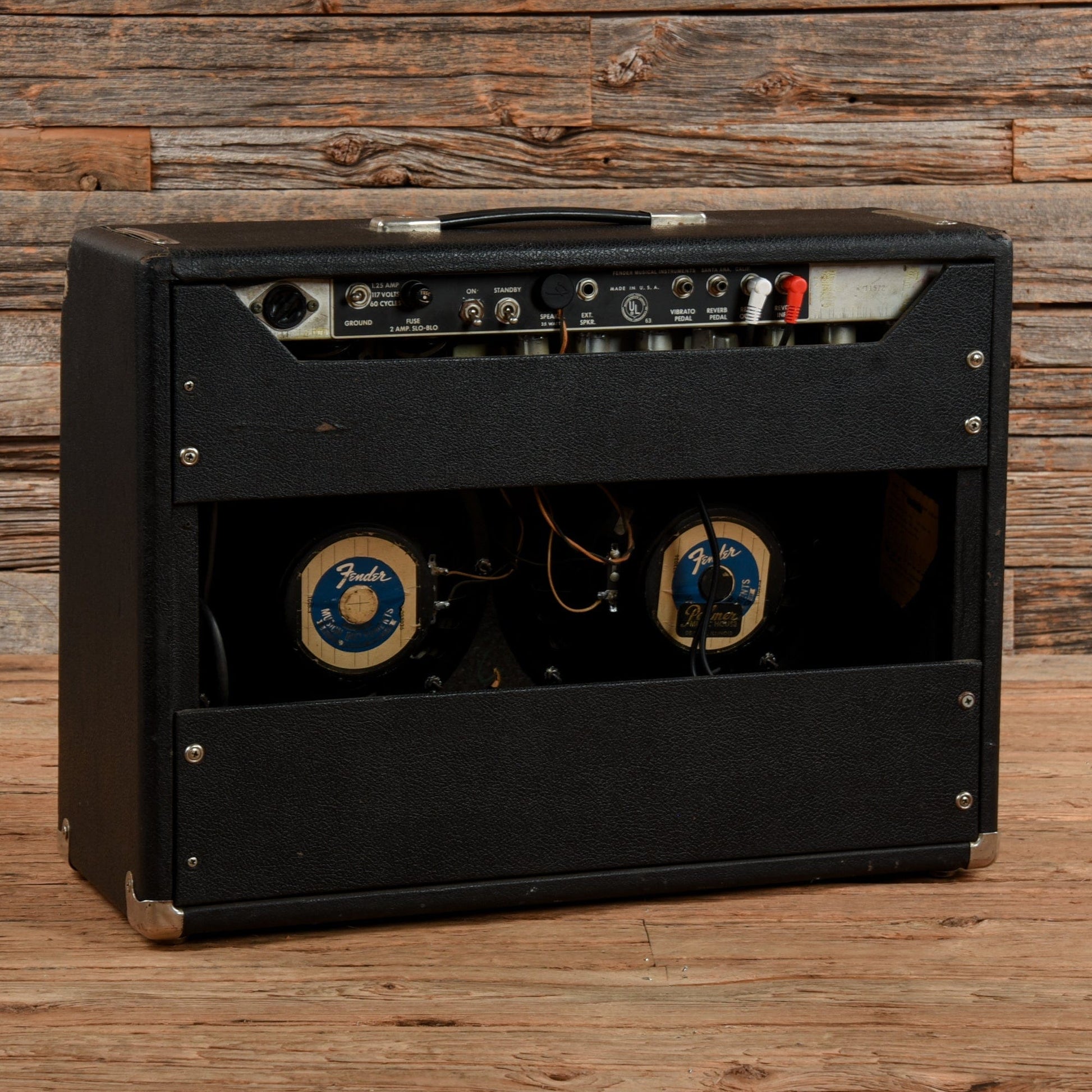 Fender "Drip Edge" Vibrolux Reverb  1968 Amps / Guitar Cabinets