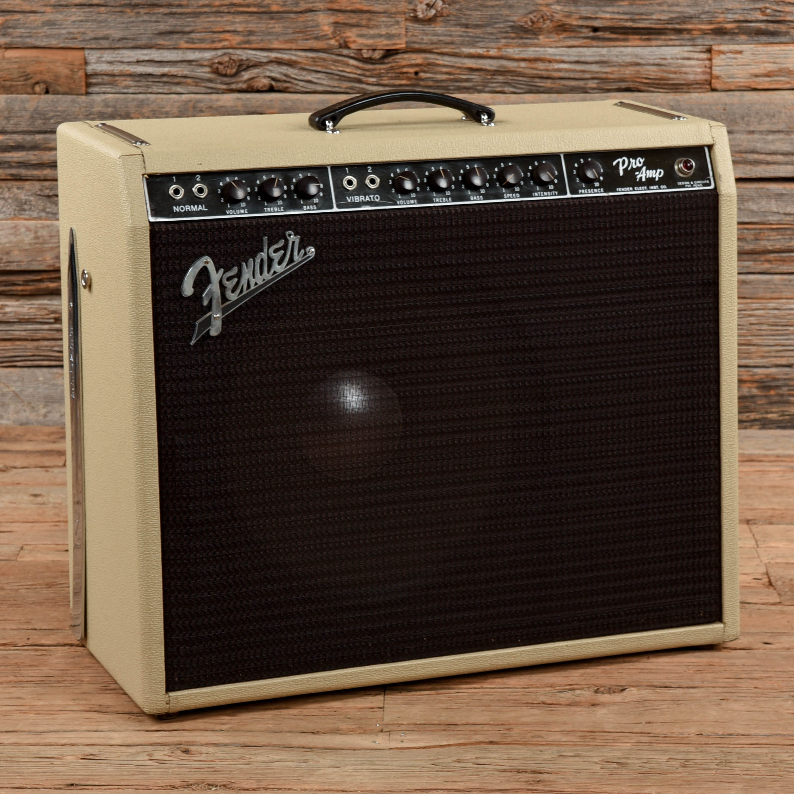 Fender Pro 40-Watt 1x15