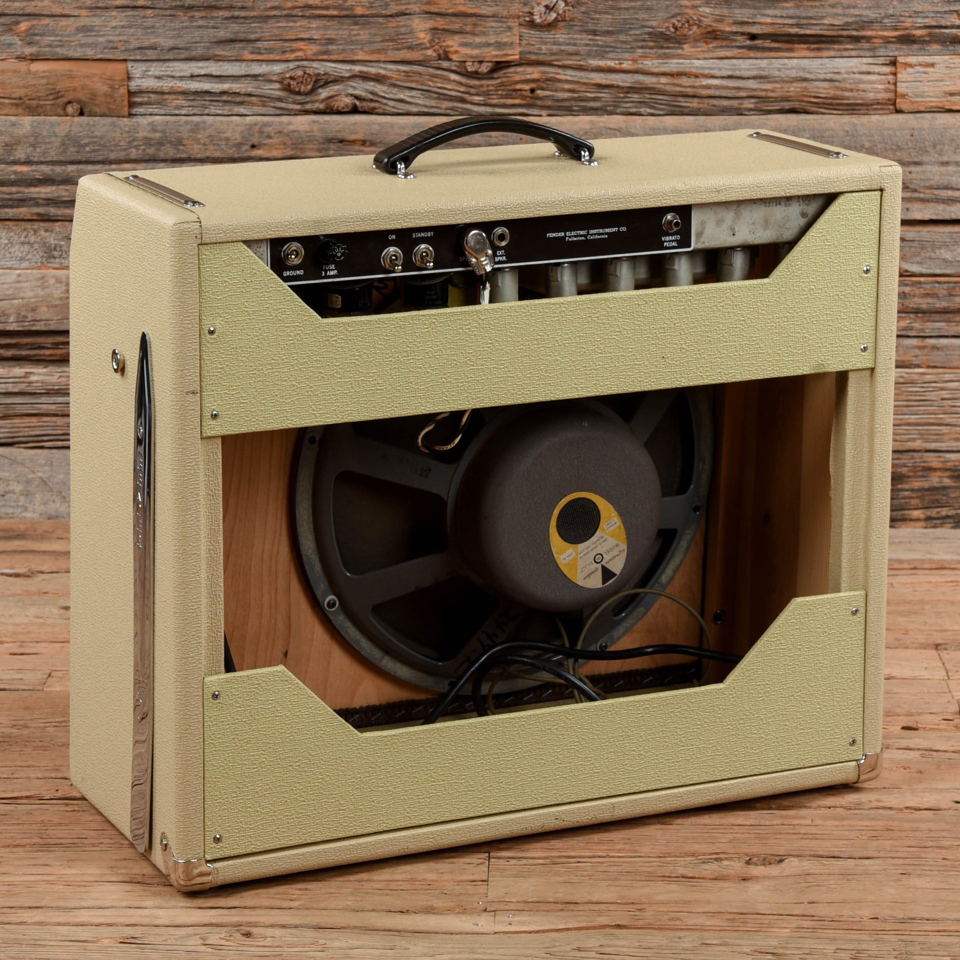 fender amp in a box pedal Fender Pro 40-Watt 1x15" Guitar Combo Amp Blonde 1962 – Chicago Music Exchange