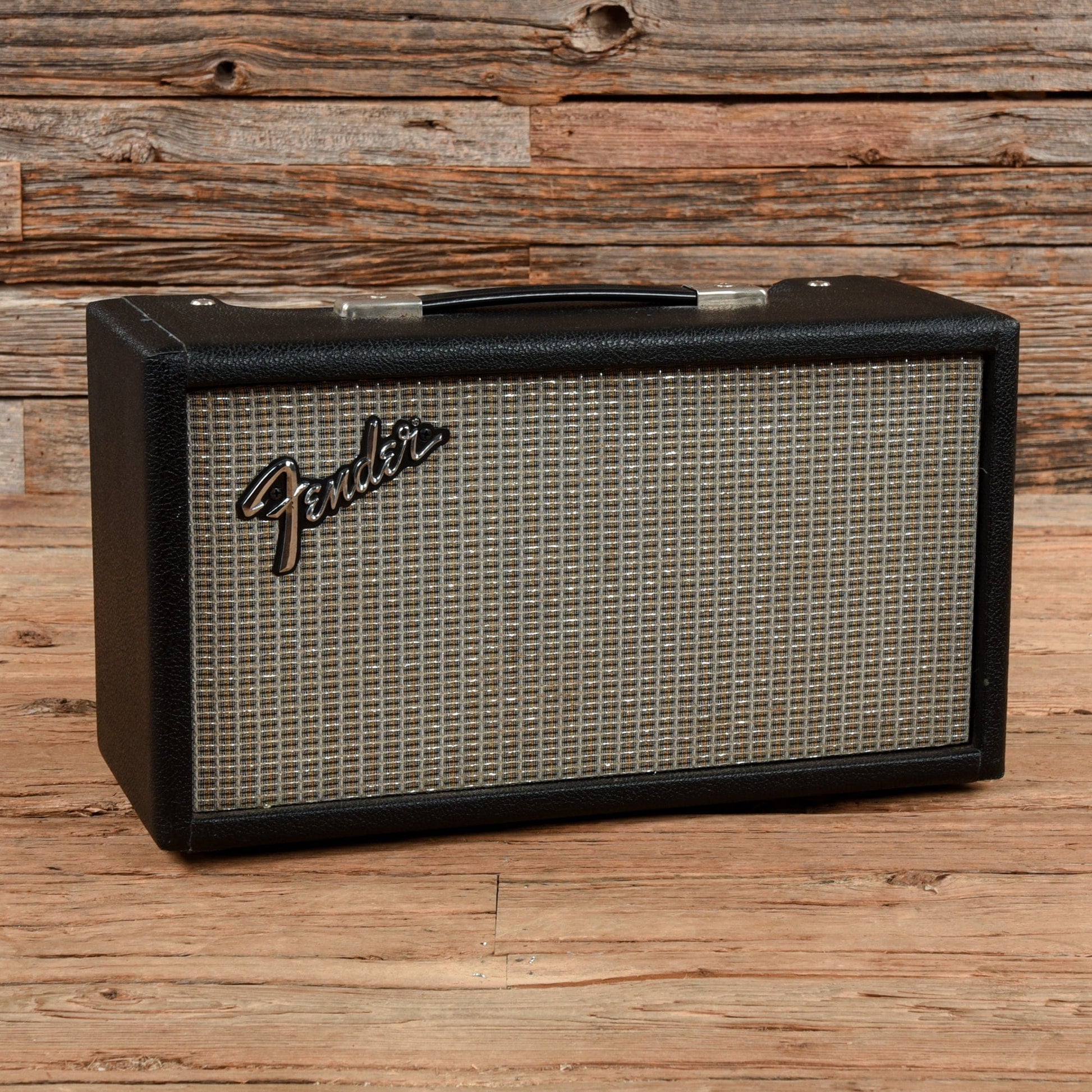 Fender Reverb Unit Logo Fender Reverb Unit 1976 – Chicago Music Exchange