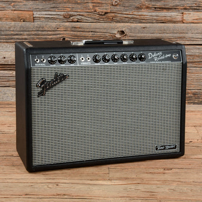 Fender Tone Master Deluxe Reverb 2-Channel 22-Watt 1x12" Digital Guitar Combo Amps / Guitar Cabinets