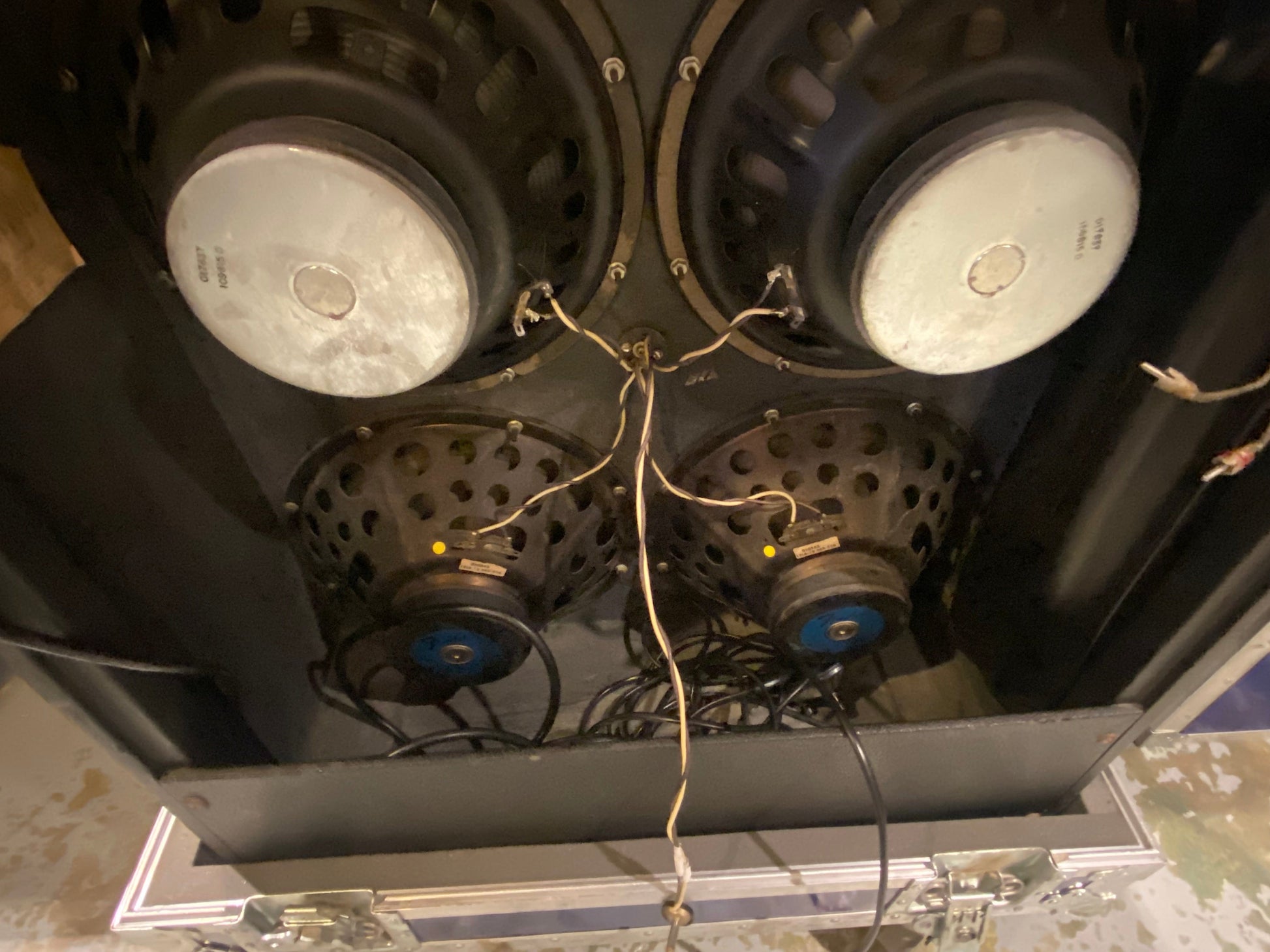 Fender Quad Reverb 2-Channel 100-Watt 4x12" Guitar Combo Amp w/ Road Case  1972 Amps / Guitar Combos